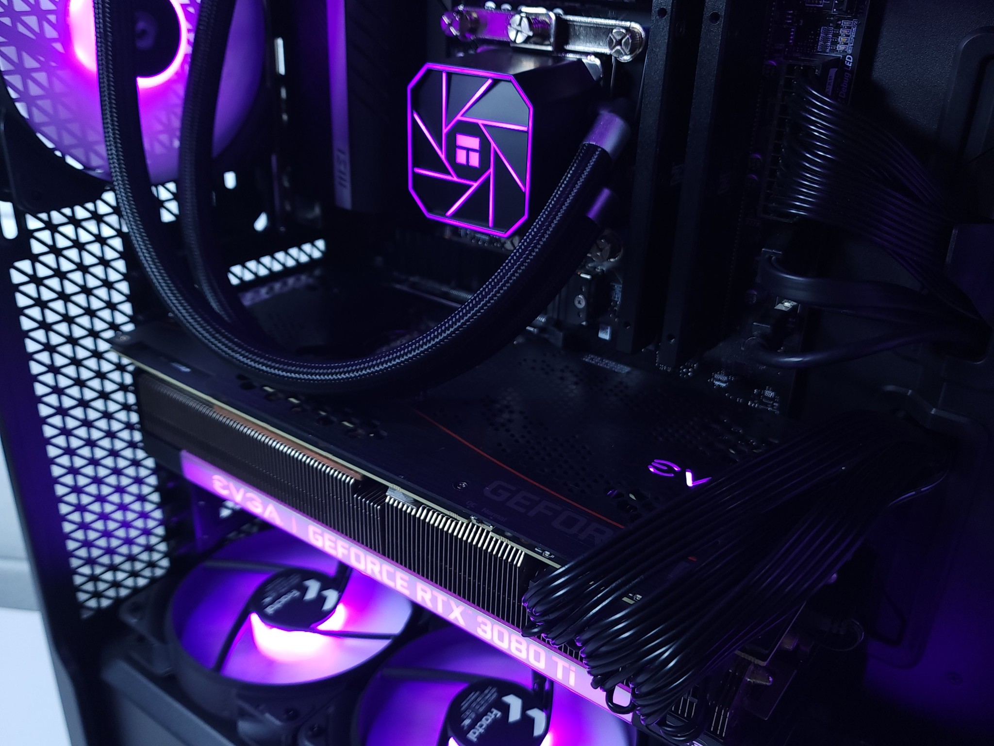 💜🖤1440p Gaming | RTX 3080 Ti FTW3 | Intel Core i5 12600KF | 32GB 3200MHz | 1TB M.2 NVMe SSD Gen 4