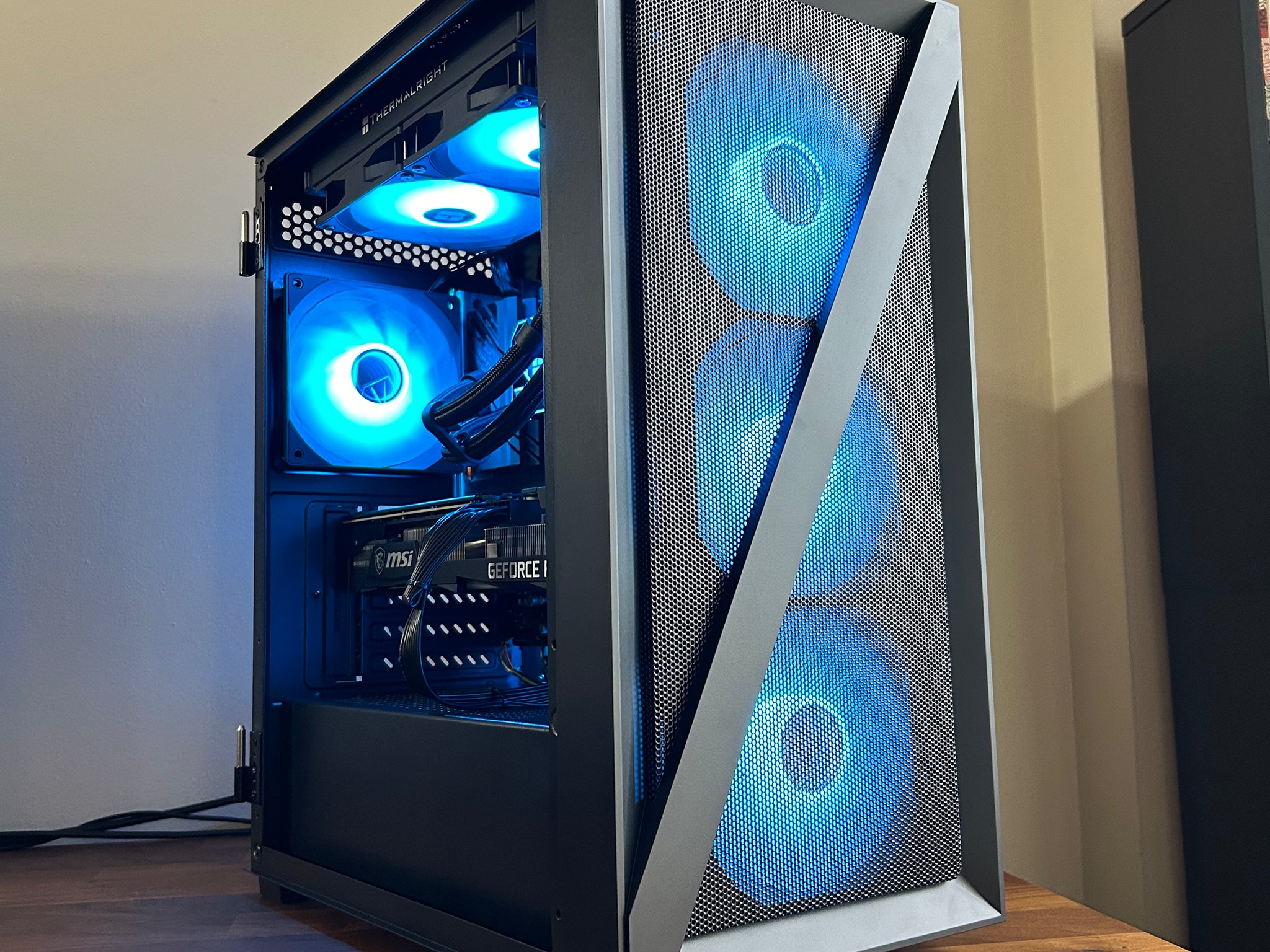 RTX 3060ti | Ryzen 5 5600 | 32GB DDR4 | 1TB SSD | The Mid-Range Beast RTX