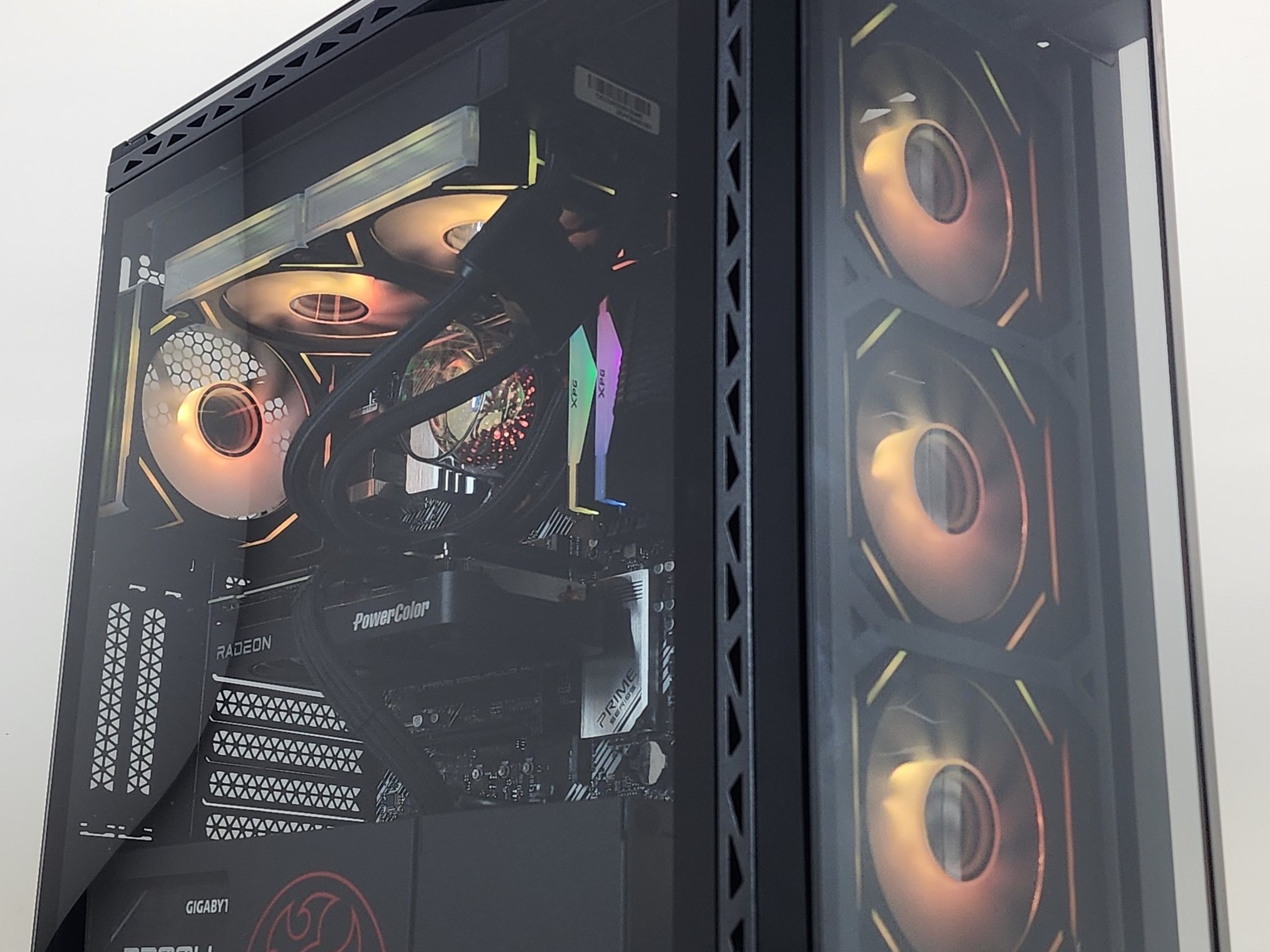Gaming PC Ryzen 7 5700X 16GB RAM 1TB SSD 9060 XT 16GB Windows 11 Computer