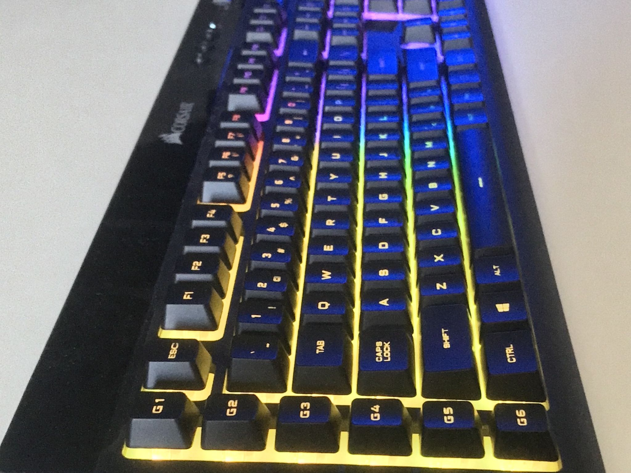 Corsair K57 RGB Wireless Keyboard | NO WIRELESS DONGLE