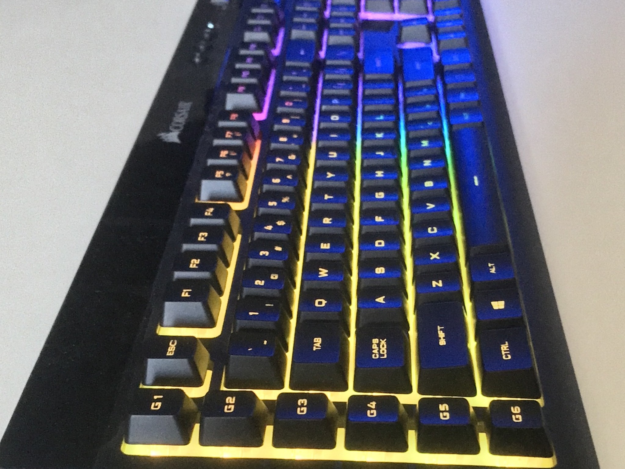 Corsair K57 RGB Wireless Keyboard | NO WIRELESS DONGLE