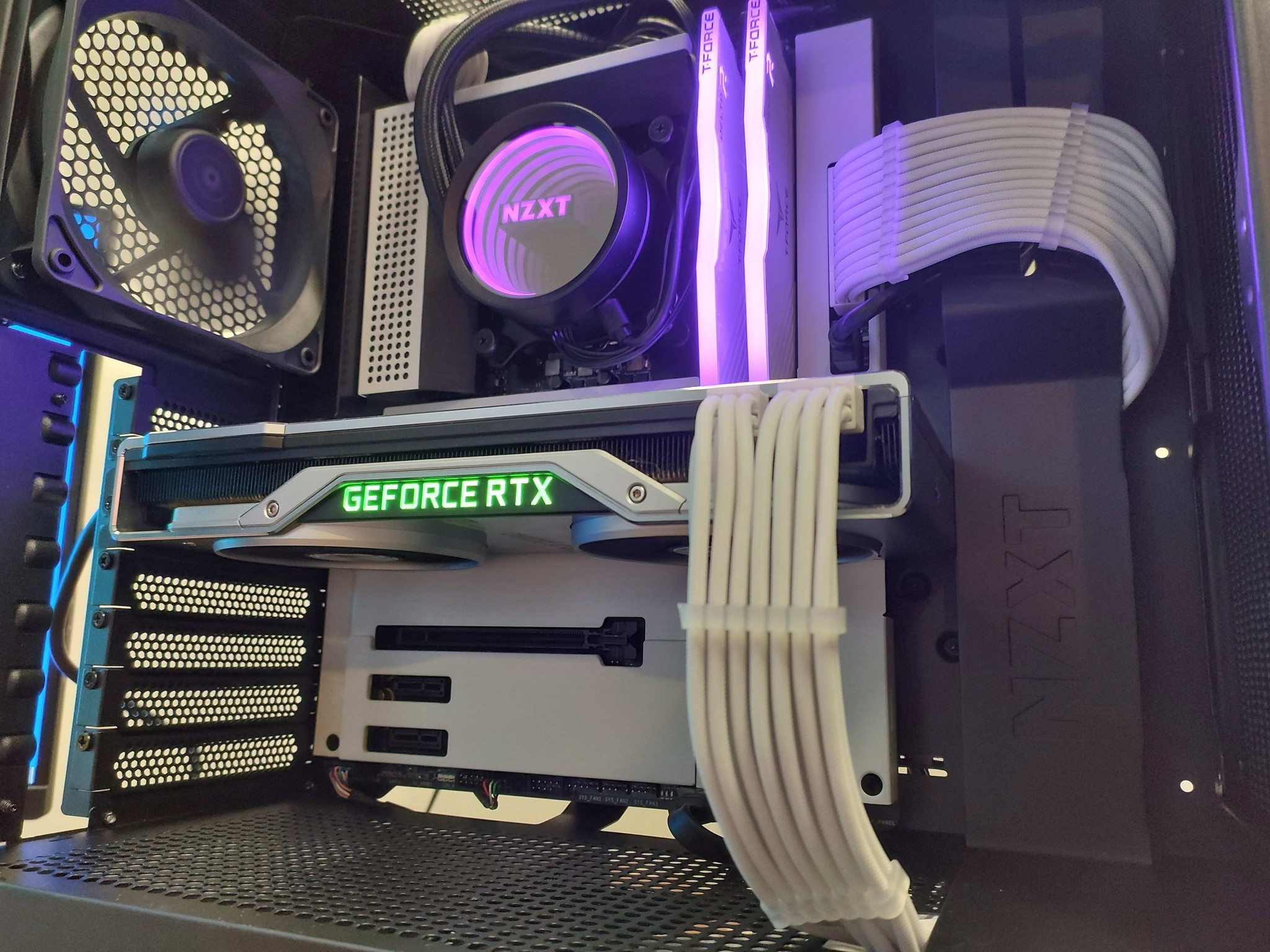 NZXT H510 Flow Minimal RGB Build! 11600k | 2x8GB 3600Mhz Ram | 1TB PCIE 4.0 NVME | RTX 2080 Super