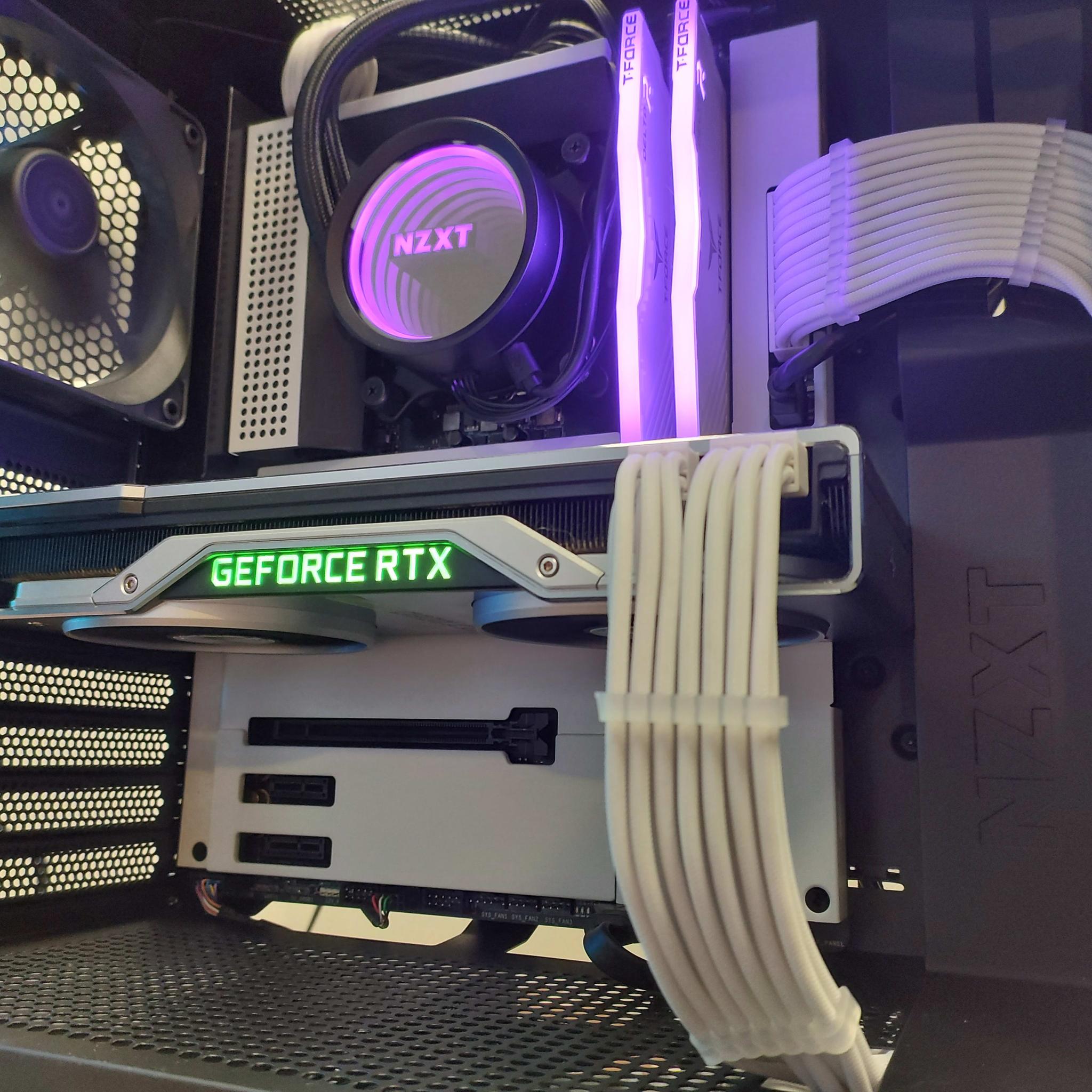 NZXT H510 Flow Minimal RGB Build! 11600k | 2x8GB 3600Mhz Ram | 1TB PCIE 4.0 NVME | RTX 2080 Super
