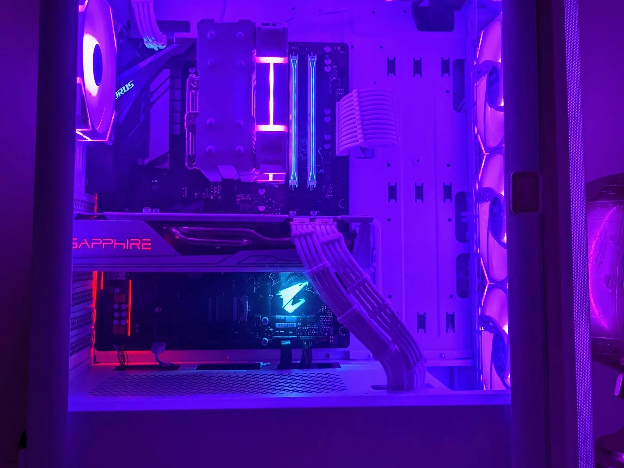 🌩️Sky-OnE🌩️| RX5700 XT| Ryzen 5@4.1GHz| 16GB DDR4 RAM| 1TB M.2 NVMe| Windows 11 Pro