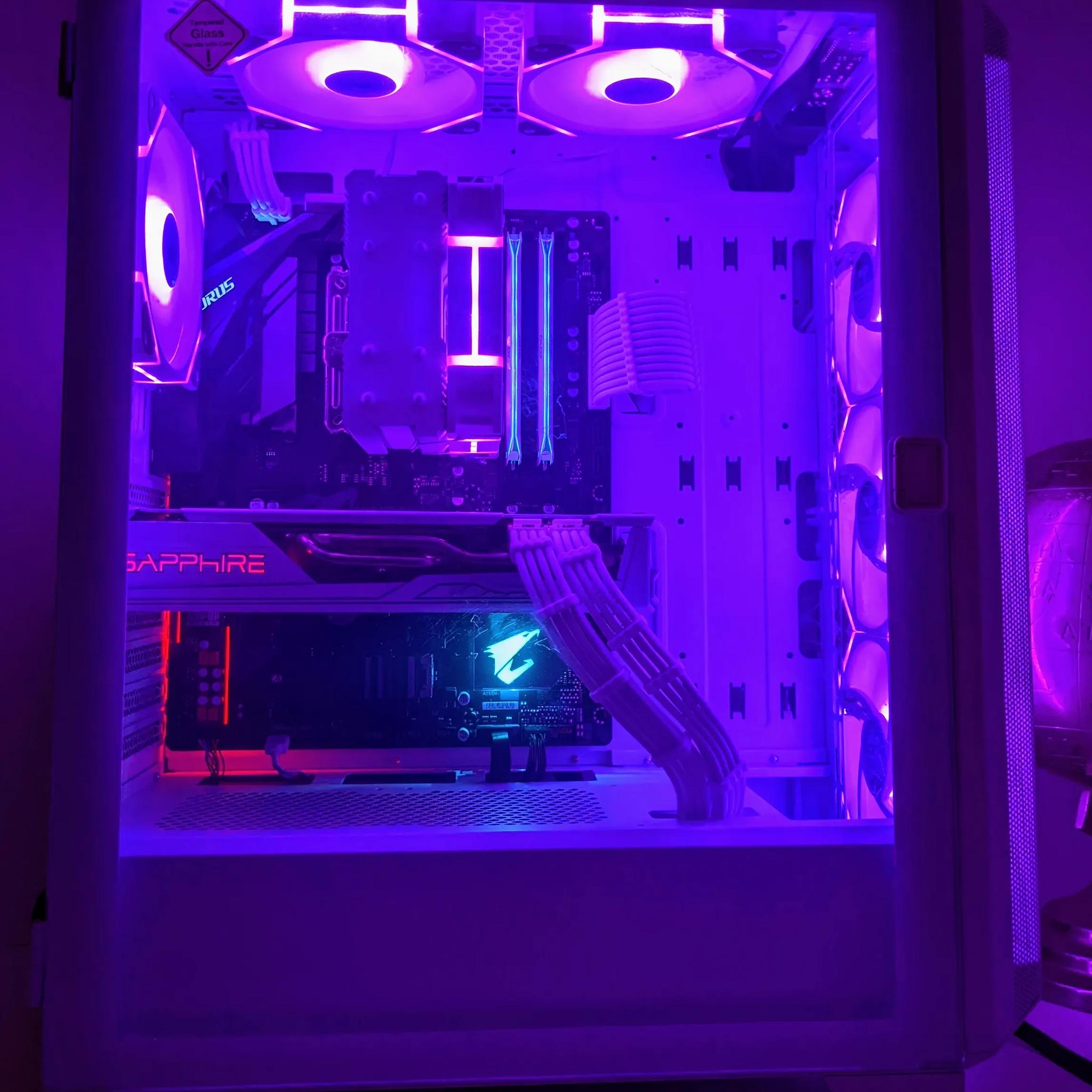 🌩️Sky-OnE🌩️| RX5700 XT| Ryzen 5@4.1GHz| 16GB DDR4 RAM| 1TB M.2 NVMe| Windows 11 Pro
