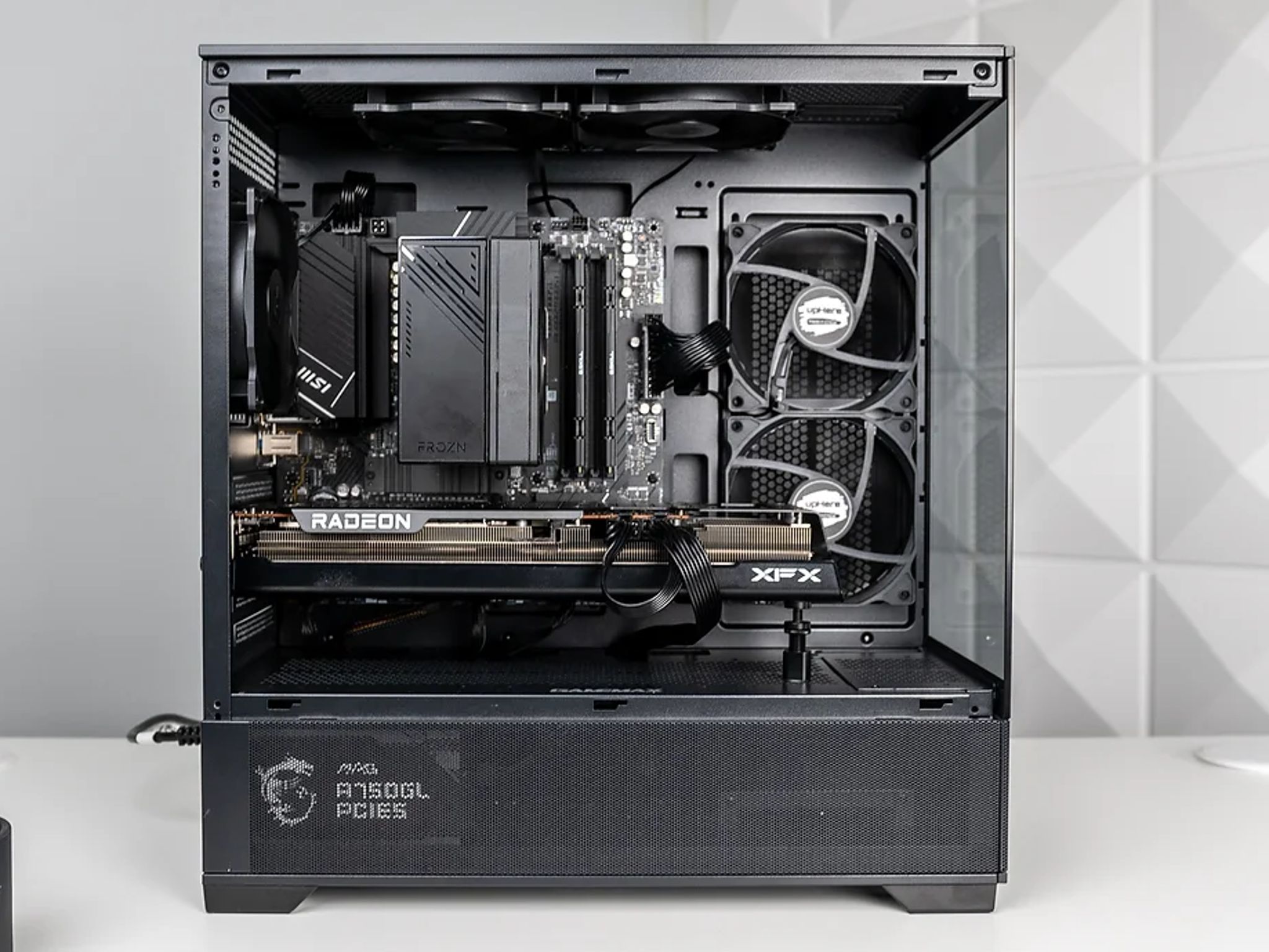 Ryzen 5 7600x XFX RX 7900 GRE Graphics Card