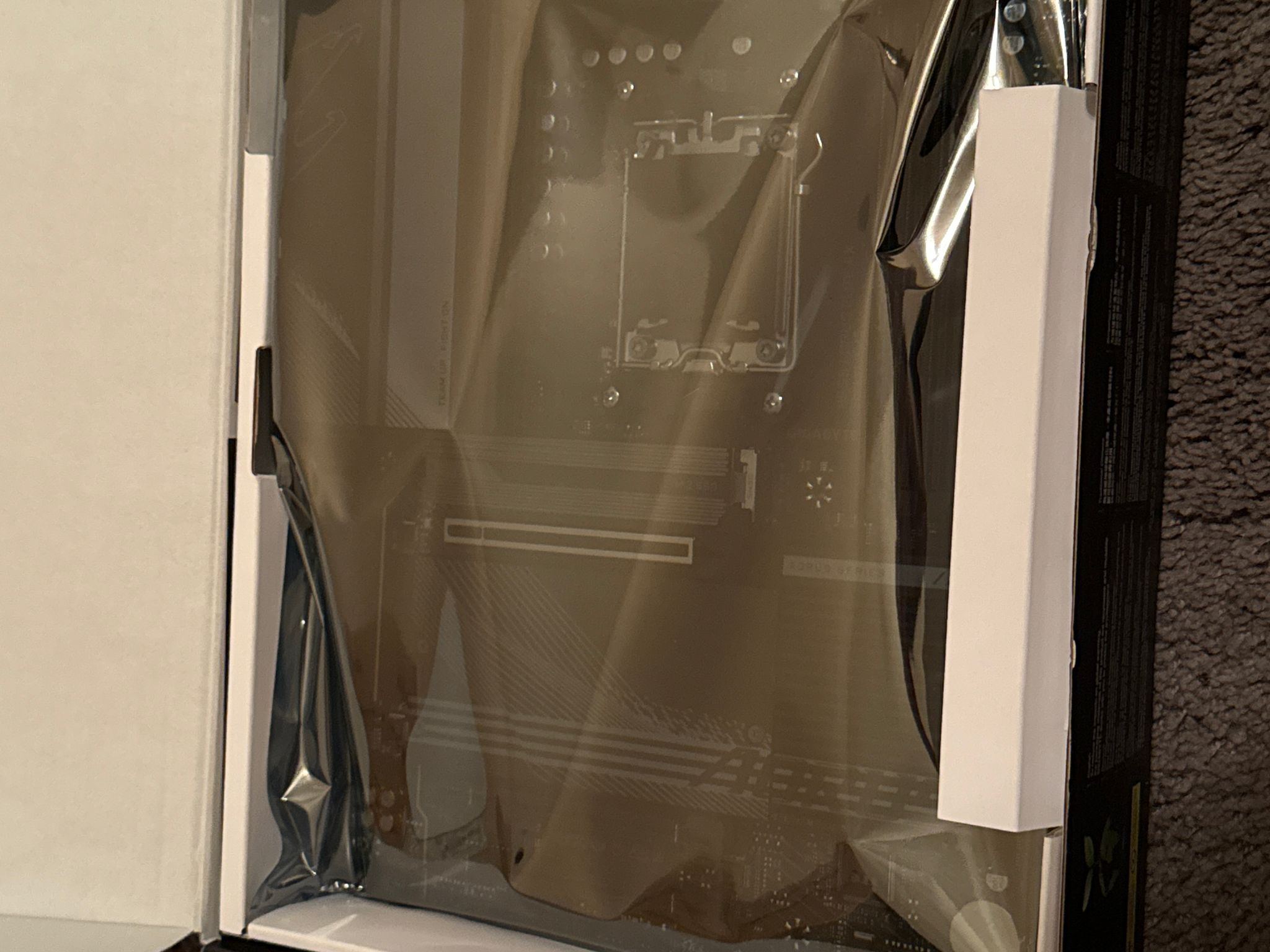 AORUS B650 ELITE AX AM5