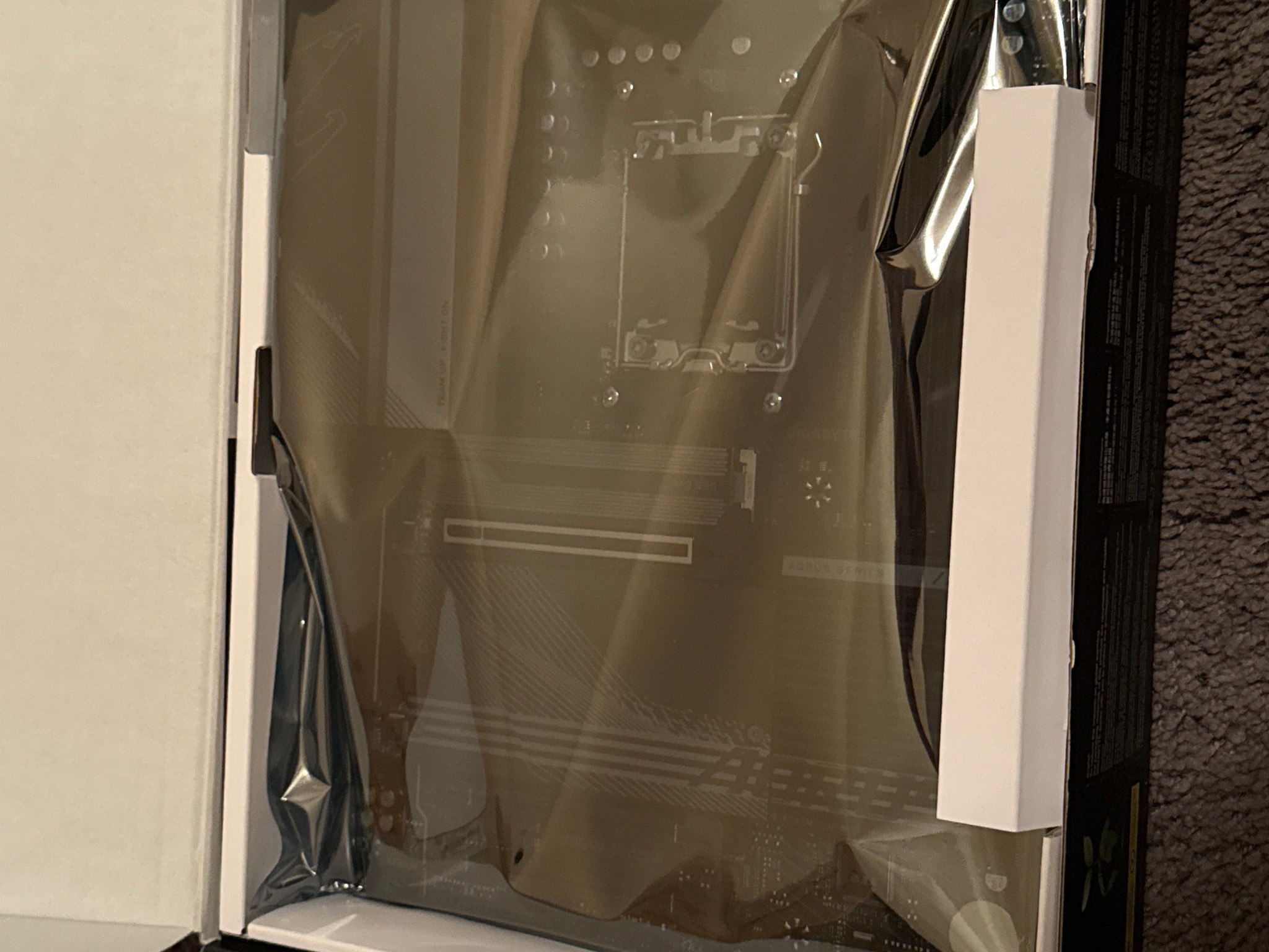 AORUS B650 ELITE AX AM5