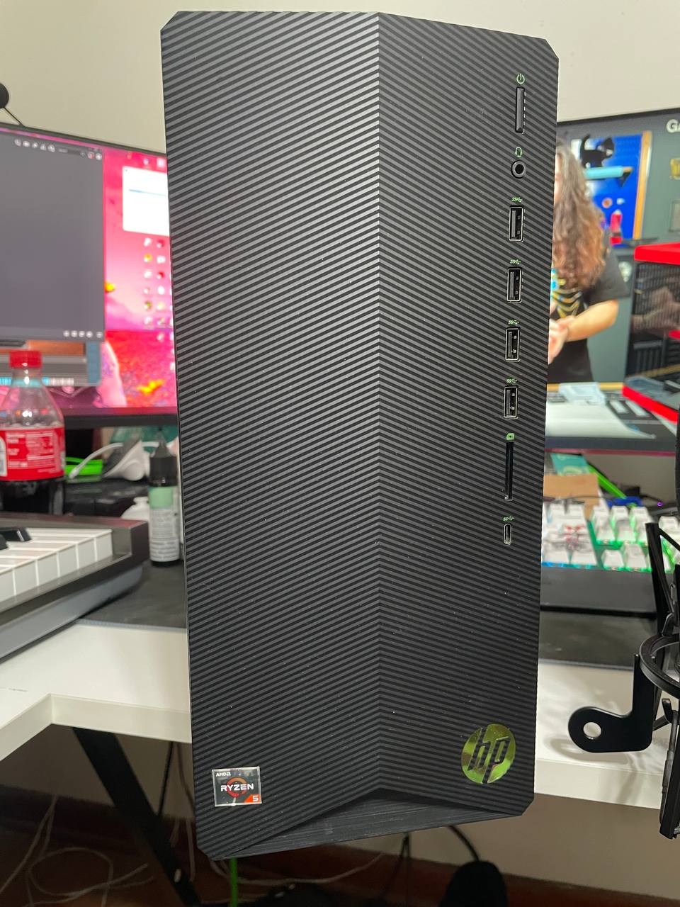 !(NO SSD/HDD)! Used Hp pavilion desktop. Ryzen 5 3500, 8gb ddr4, Nvidia GTX 1650 Super.