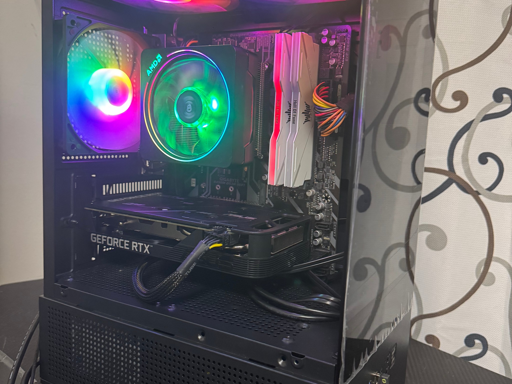GeForce RTX 4060 Custom Gaming PC - Ryzen 5 5500, 1TB SSD