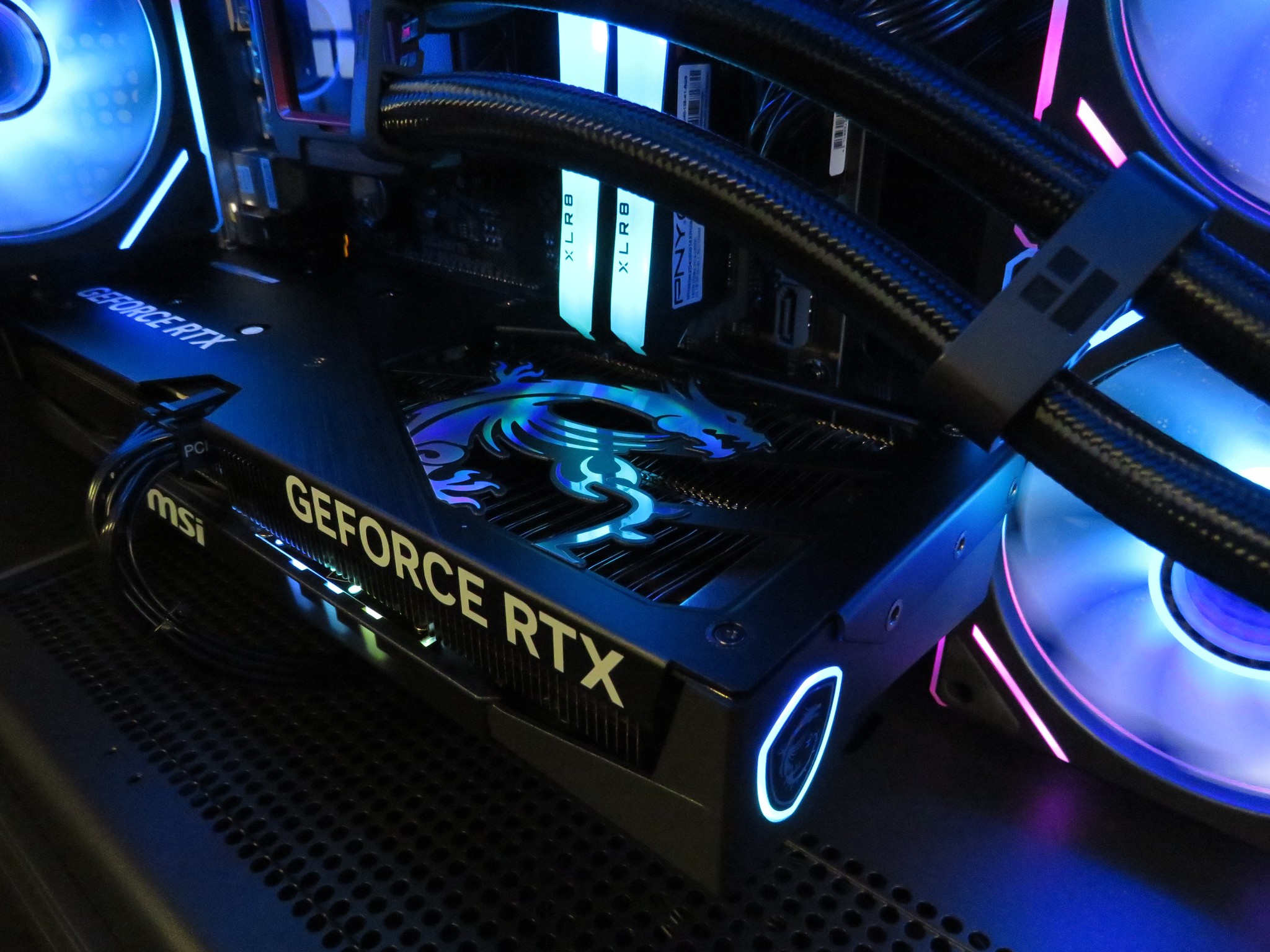 Beautiful 1440p Gaming + Productivity! Ryzen 7 5800XT + RTX 5060 + 32 GB DDR4 + 1 TB NVME