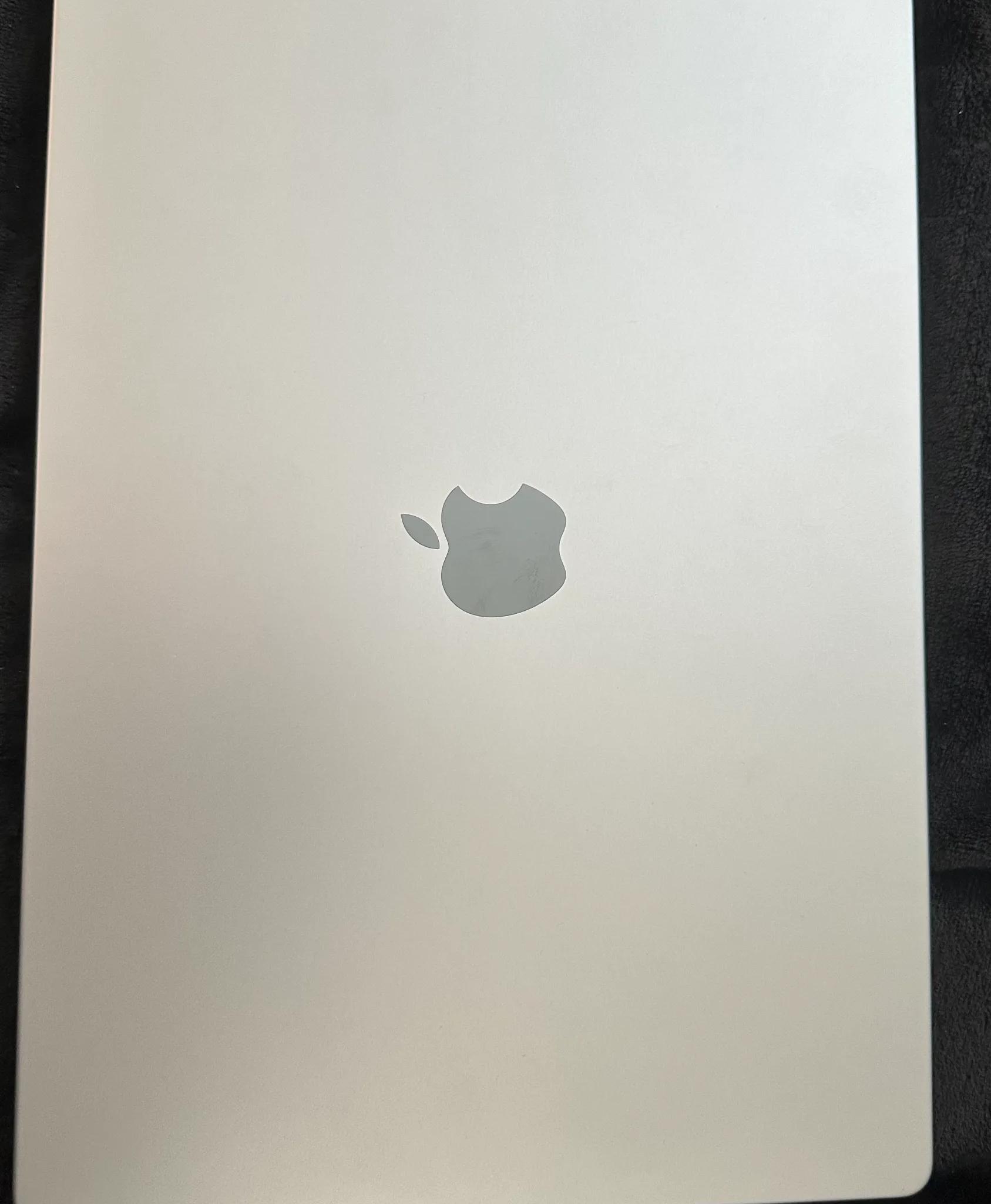 Like New! Macbook Pro 16" 2021