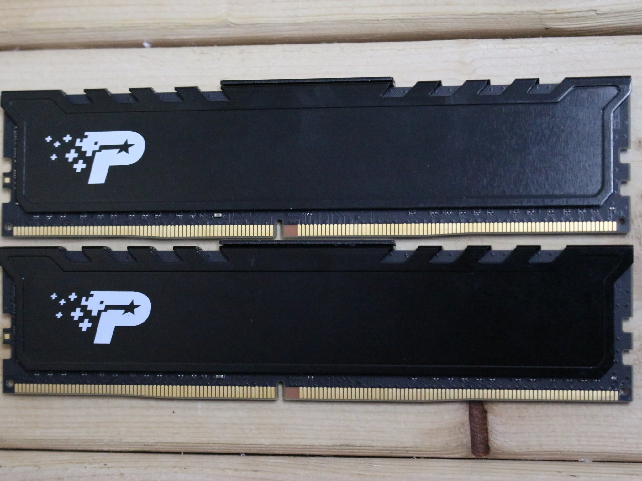 8x2GB Patriot RAM | DDR4 3200MHz