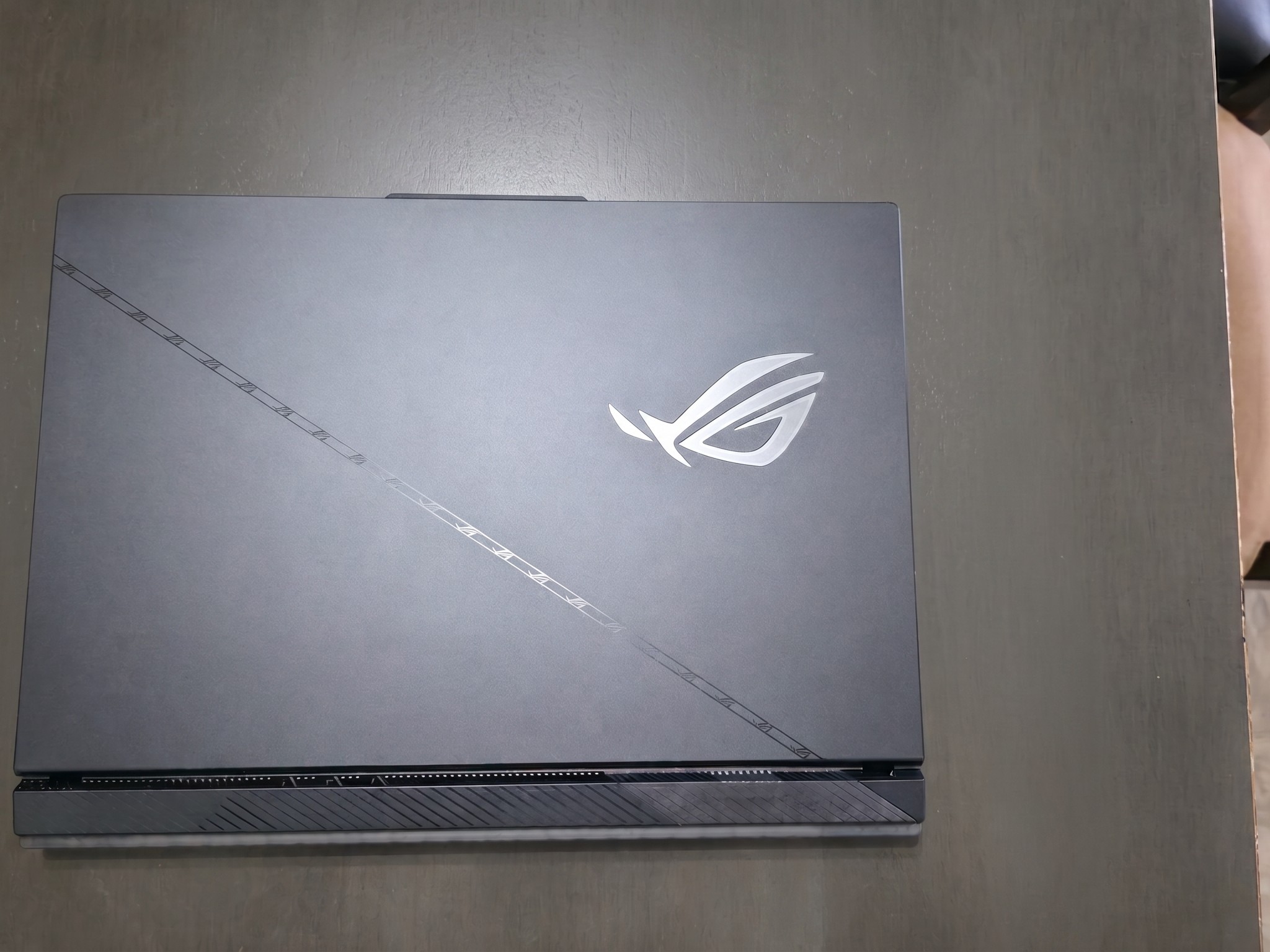 ROG SCAR Strix 16 - 2023 - RTX 4080 | 240HZ | MiniLED | i9-13980HX | 64 GB RAM @ 5600