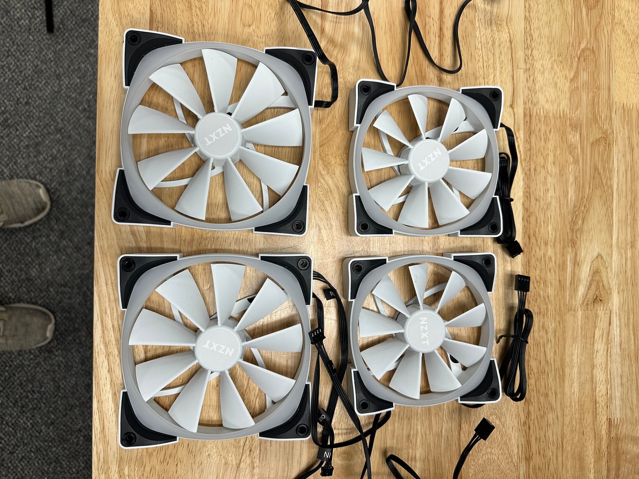 NZXTWhite  RGB fans 2x120mm + 2x140mm