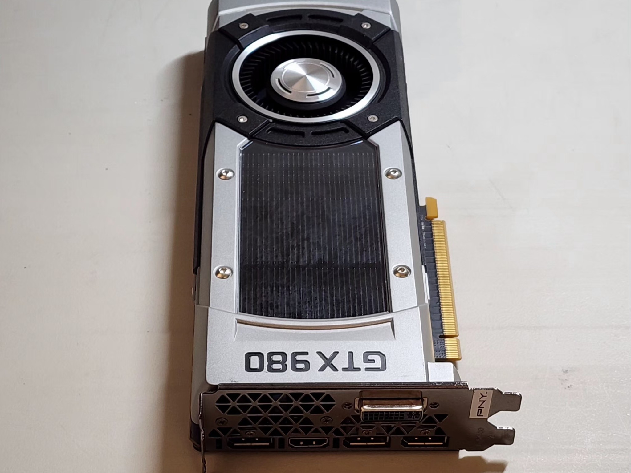 GeForce GTX 980 (Founder's Edition) Graphics Card Gaming GPU