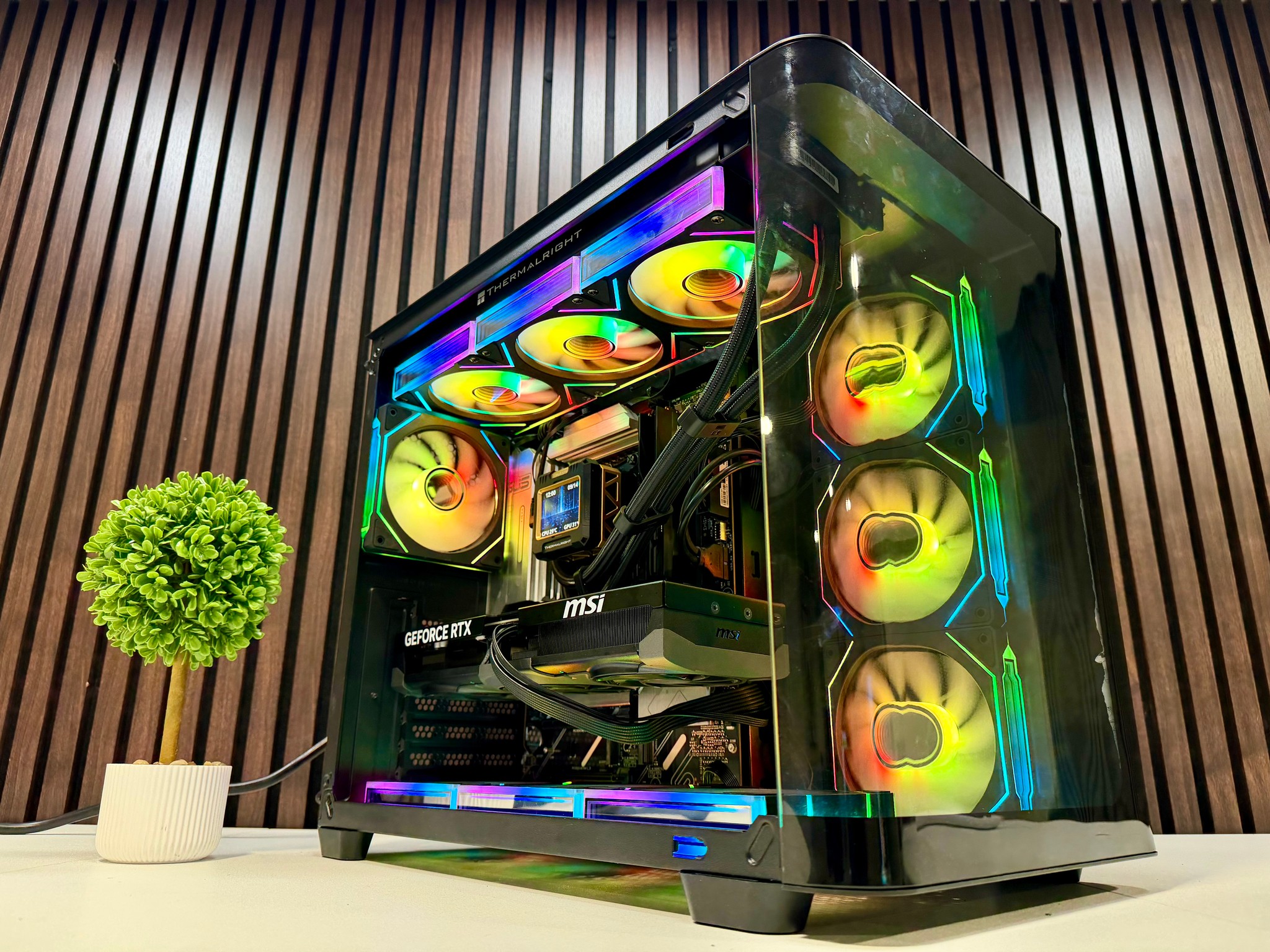 5070 TI | Ryzen 9800X3D | 32GB DDR5 | 2TB M.2 | 1000 Watt Gold PSU | LCD AIO