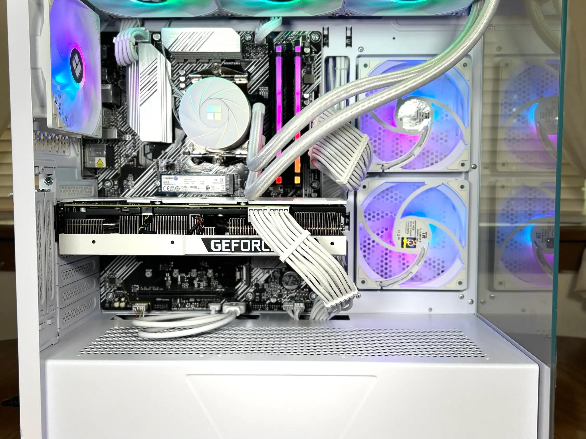 ❄️RTX 3080 | Ryzen 5 5600x ❄️ 1440p Ready ❄️ White Gaming PC ❄️