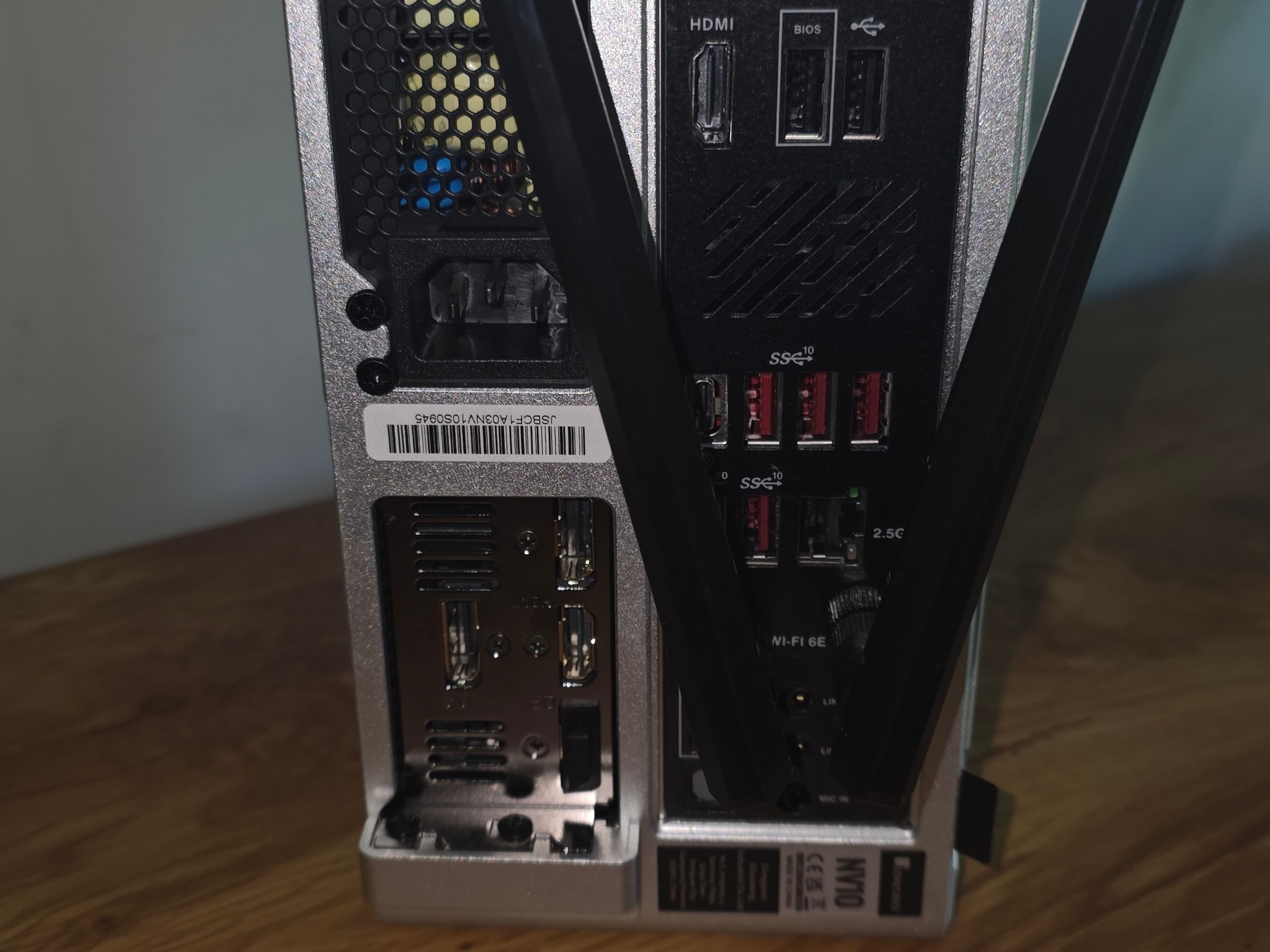 Custom Mini-ITX 4.5L Gaming PC Build