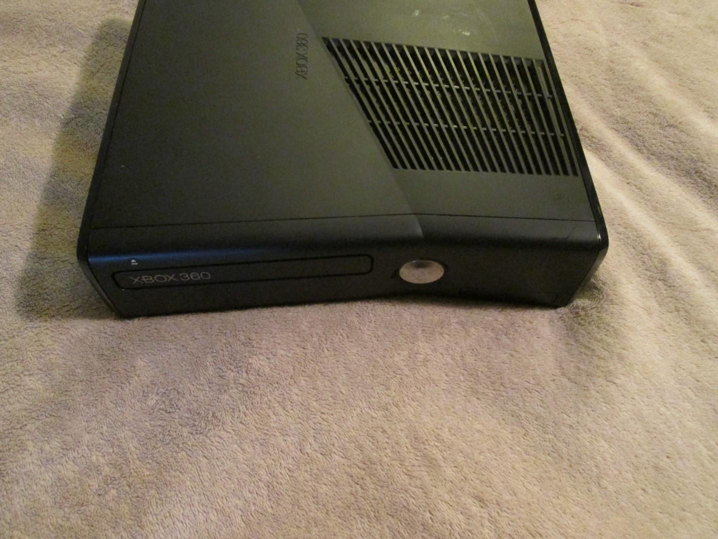 Xbox 360 Slim 320gb
