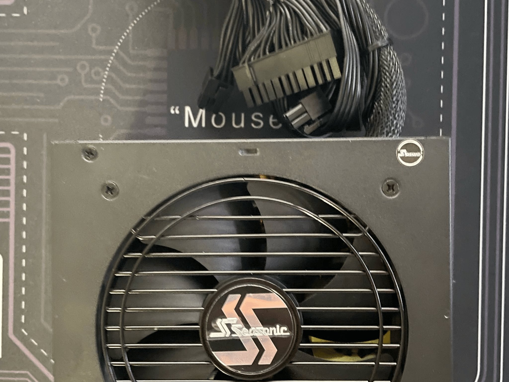 Seasonic FOCUS GM-650 80+ Gold Semi-Modular
