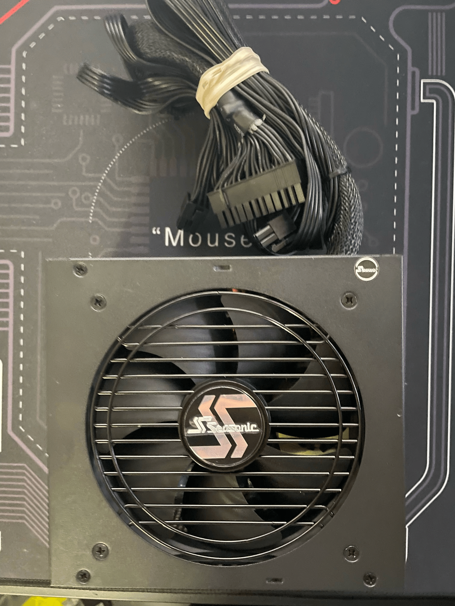 Seasonic FOCUS GM-650 80+ Gold Semi-Modular