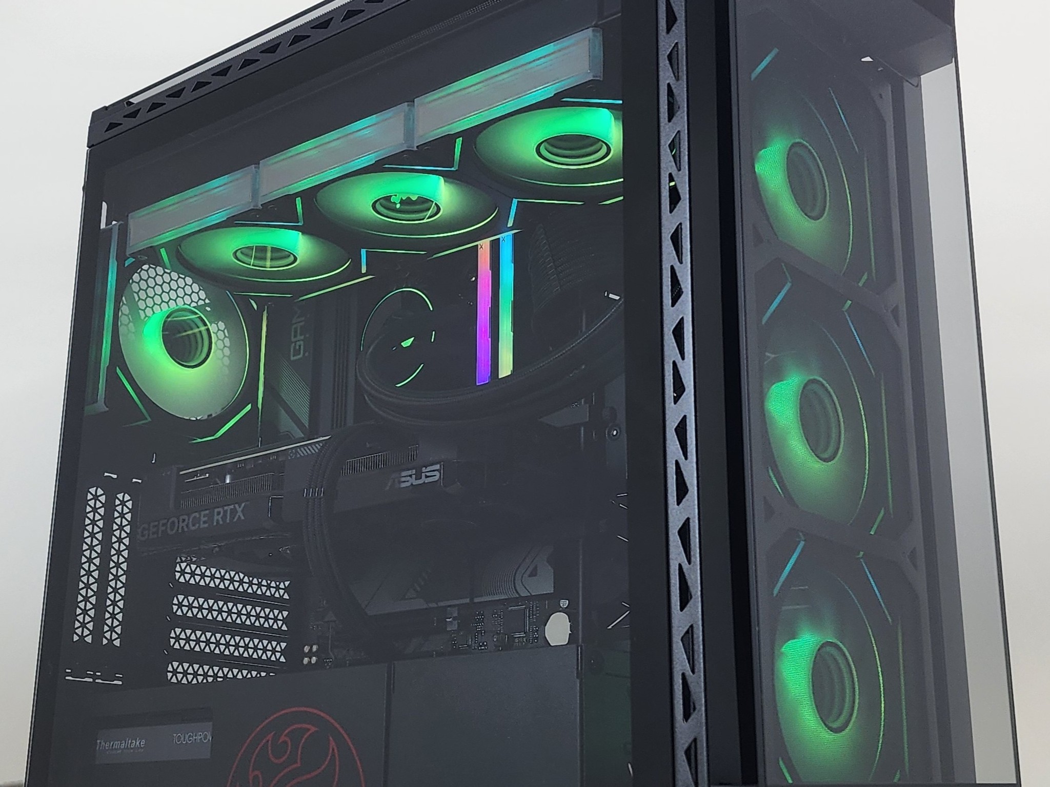 Gaming PC Ryzen 5 9600X 32GB RAM 1TB SSD RTX 4070 12GB Windows 11 Computer