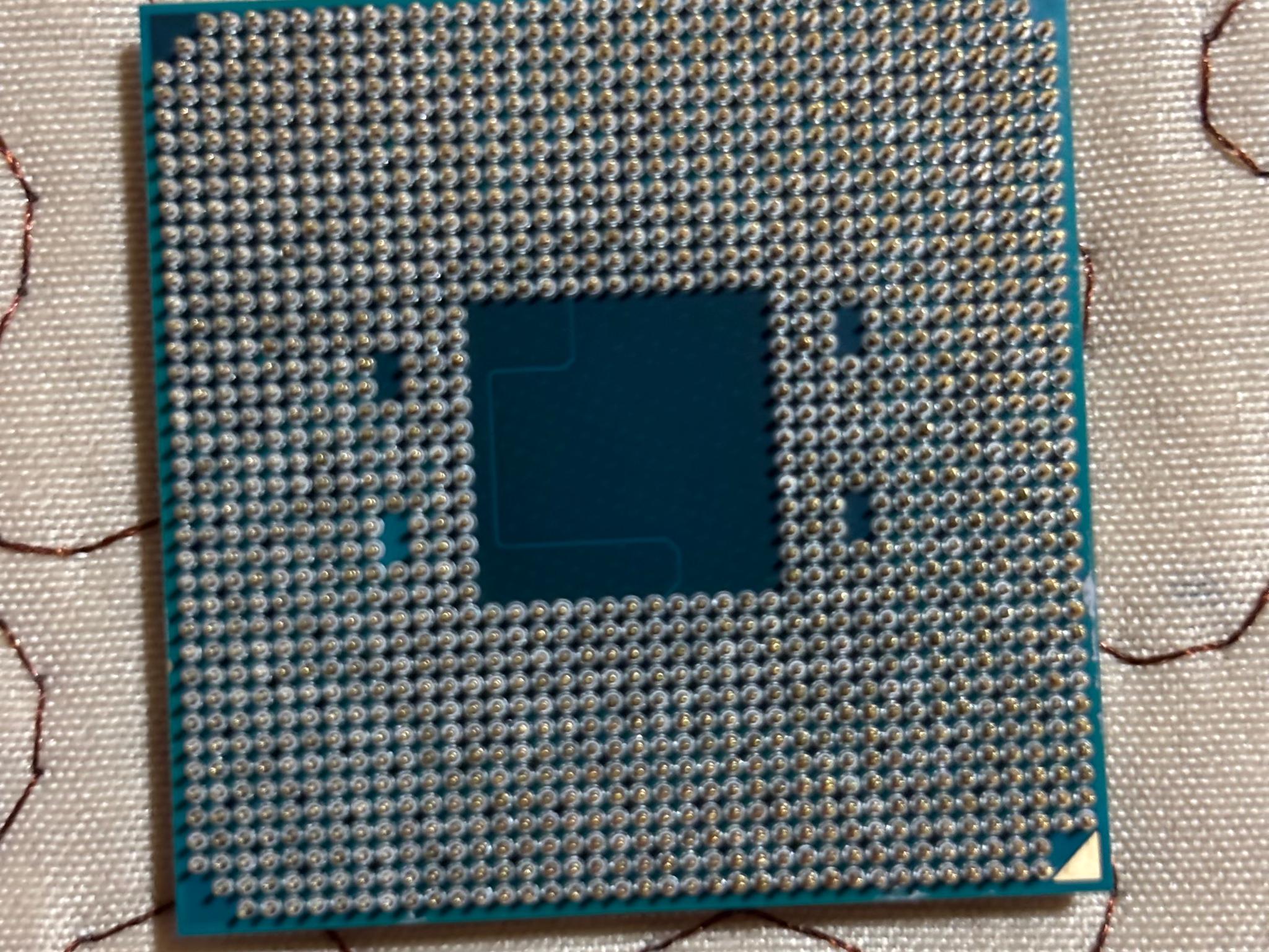 AMD Ryzen 5 3400G