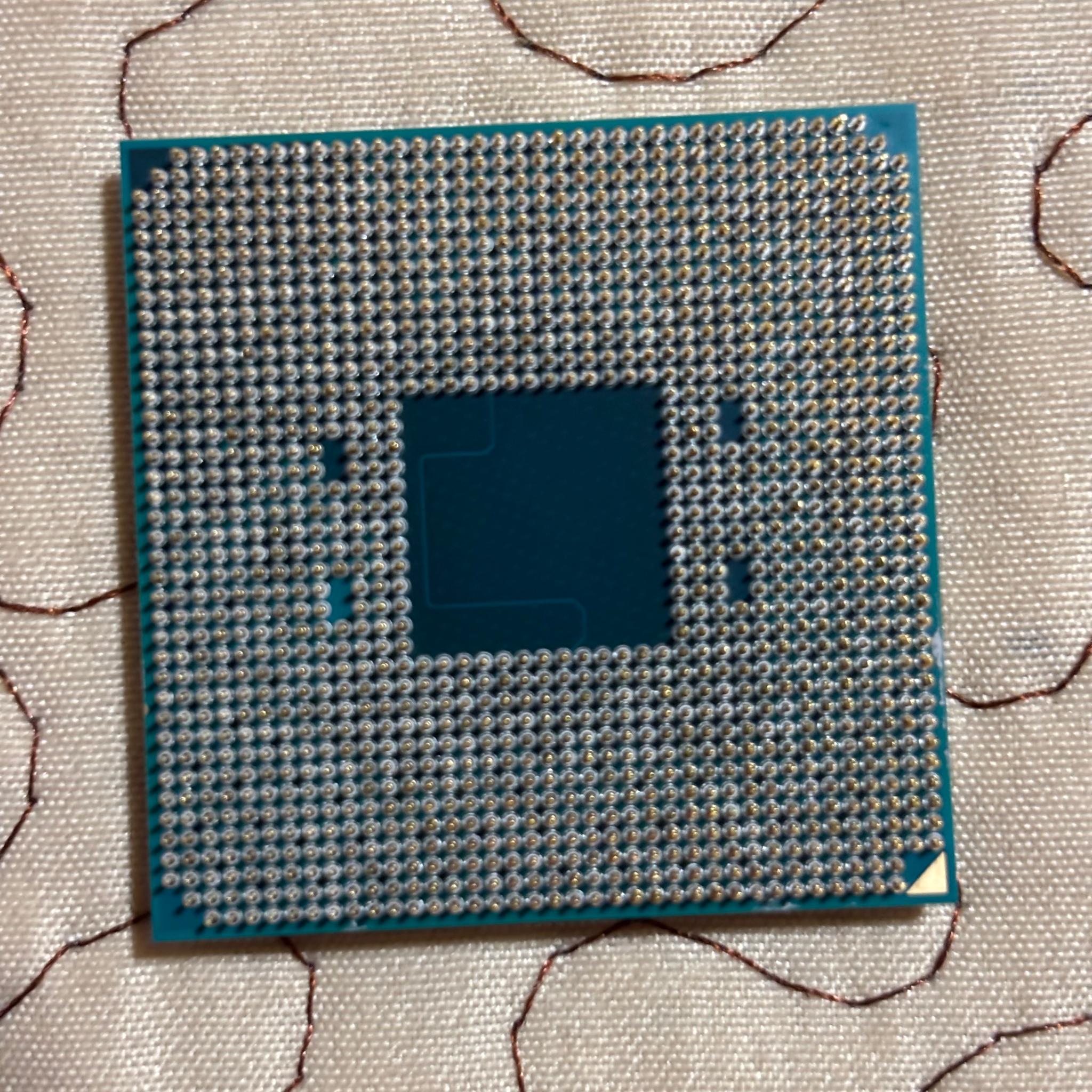 AMD Ryzen 5 3400G