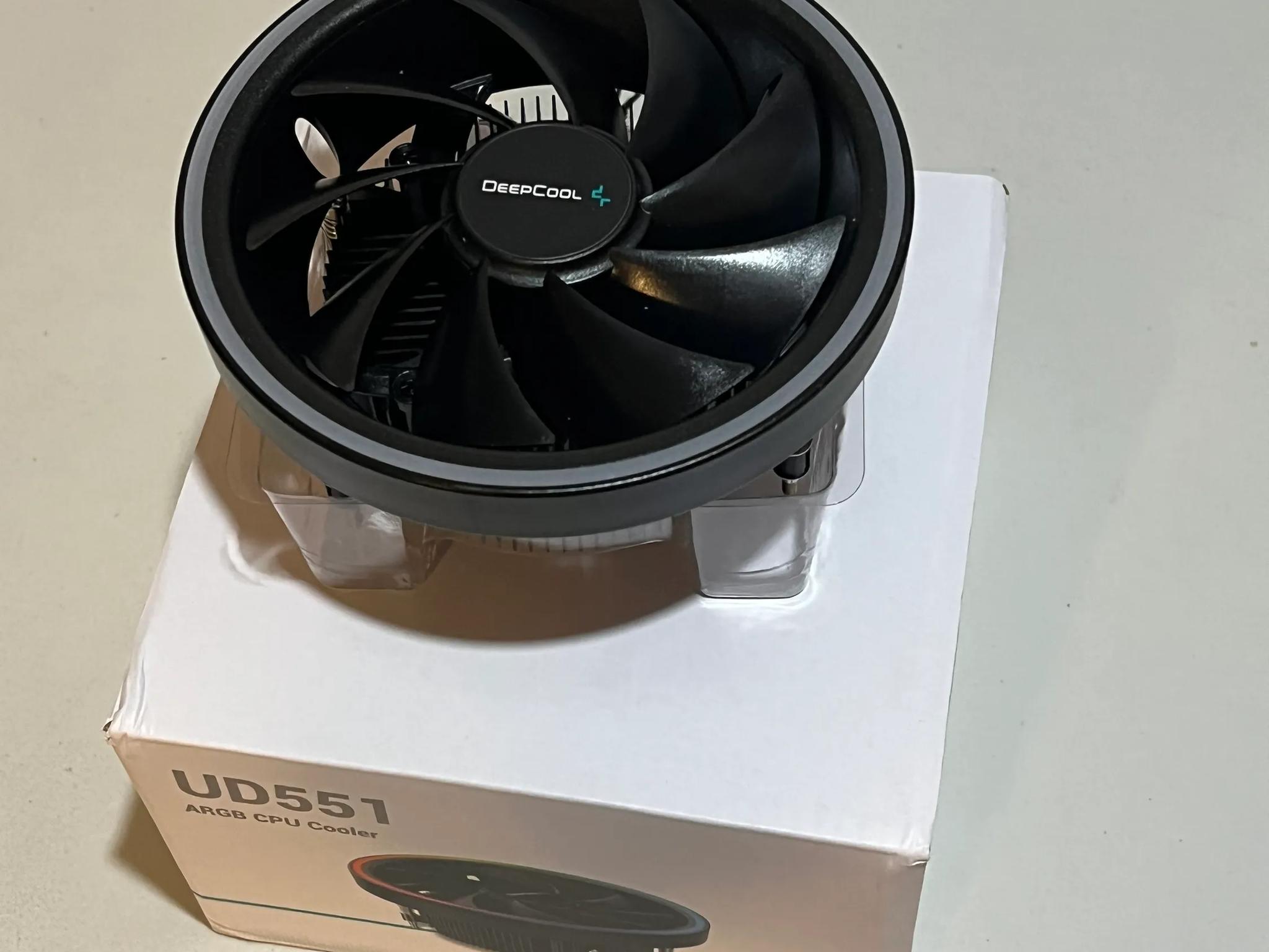 Deepcool UD551 ARGB cooler with Thermal grease for AM4 free shipping ! !