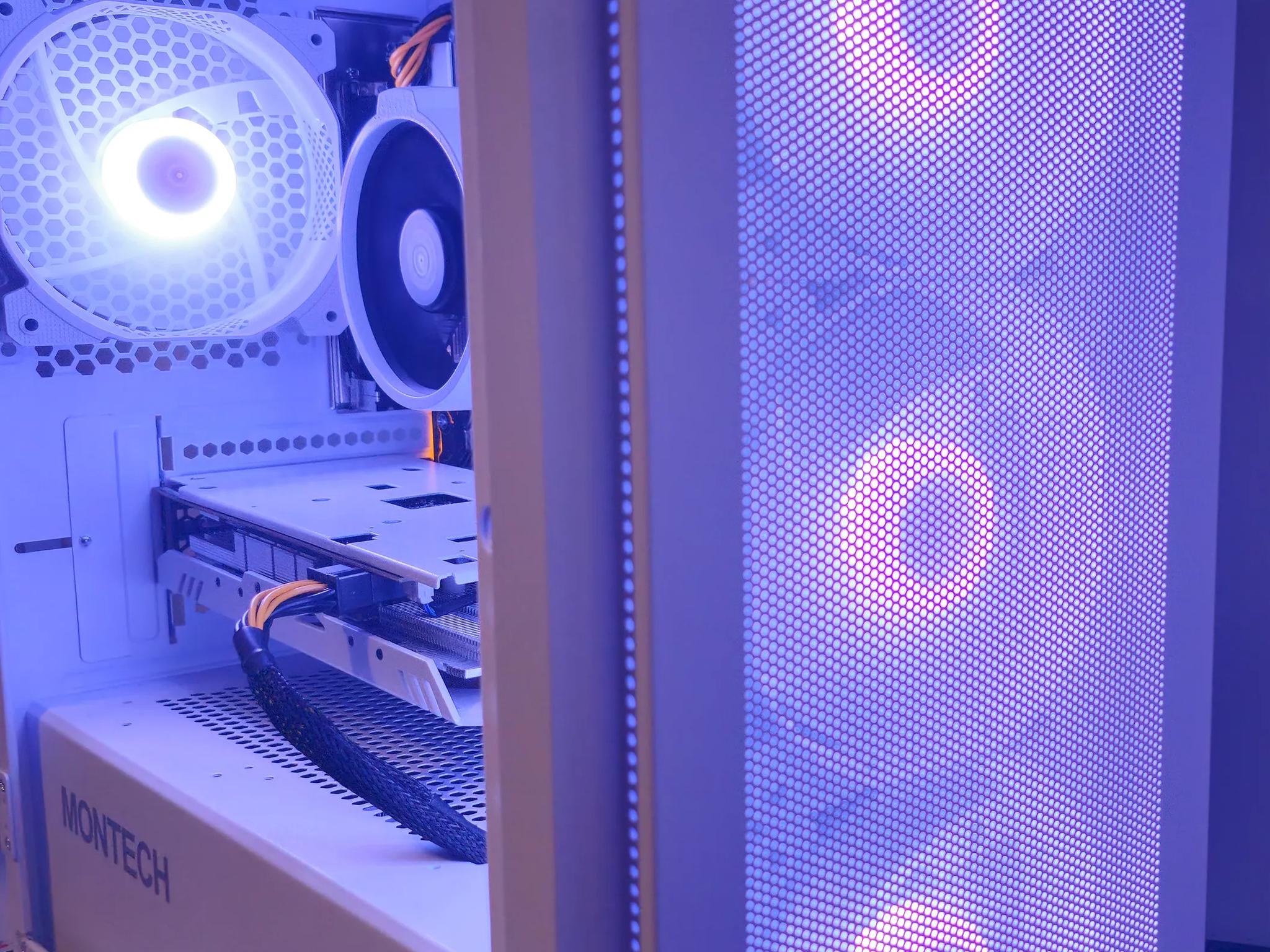 Frosty Budget Baller Ryzen 5 3600/ 16GB DDR4/ 1TB SSD/ RX570 8GB
