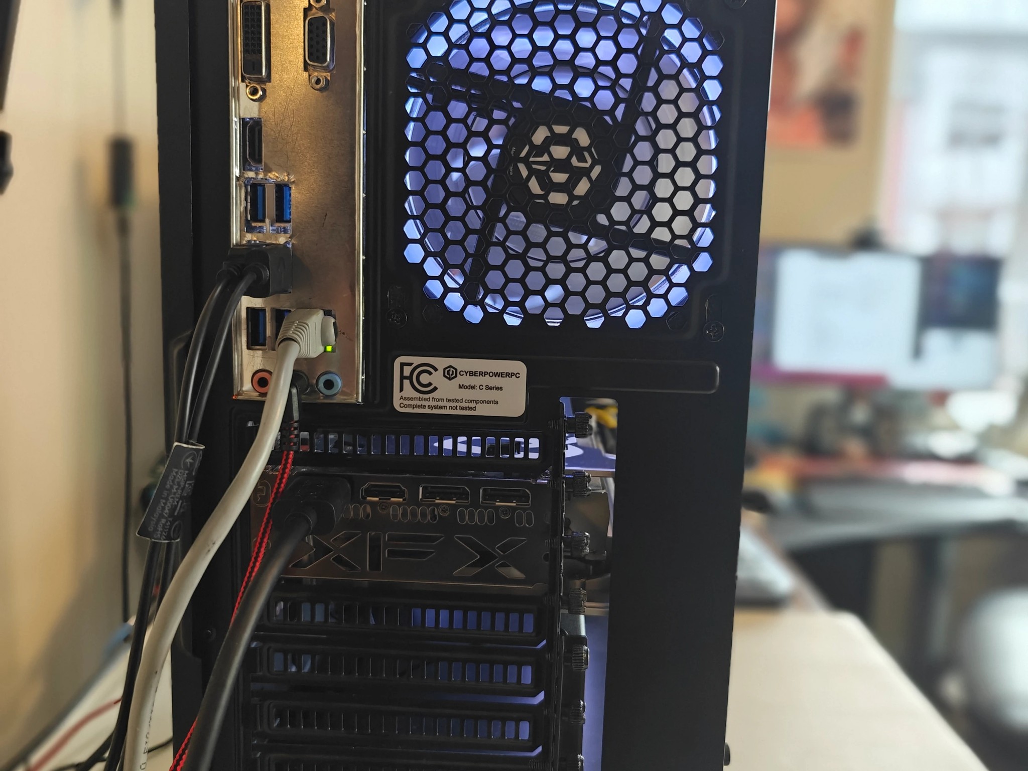 Lightning Recharged ⚡🕶️🏷️ | Ryzen 7 5700X3D | Radeon RX 6700 XT | 32GB DDR4 RAM | 1TB NVMe SSD