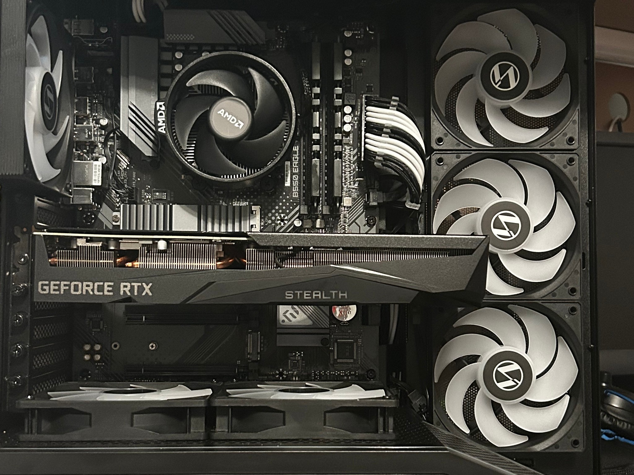 🔵|RTX 3070| Ryzen 5| 🌈ARGB 🌈|16gigabytes Ram| Gaming/Streaming Pc|🔵