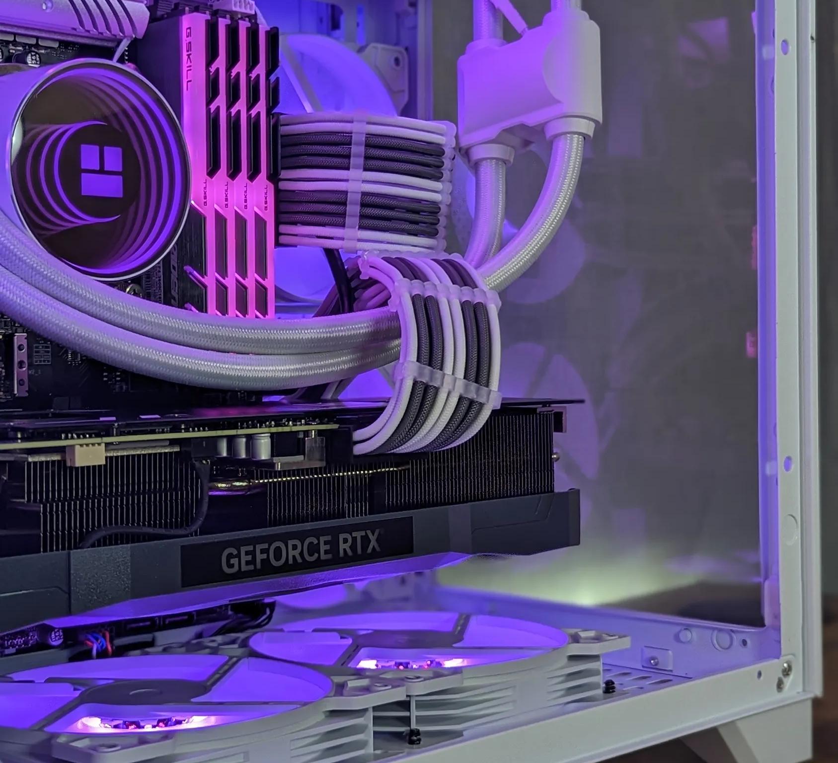 RTX 3070ti // i7 12700K // 32GB 3600Mhz RAM // 2TB NVMe SSD // WiFi