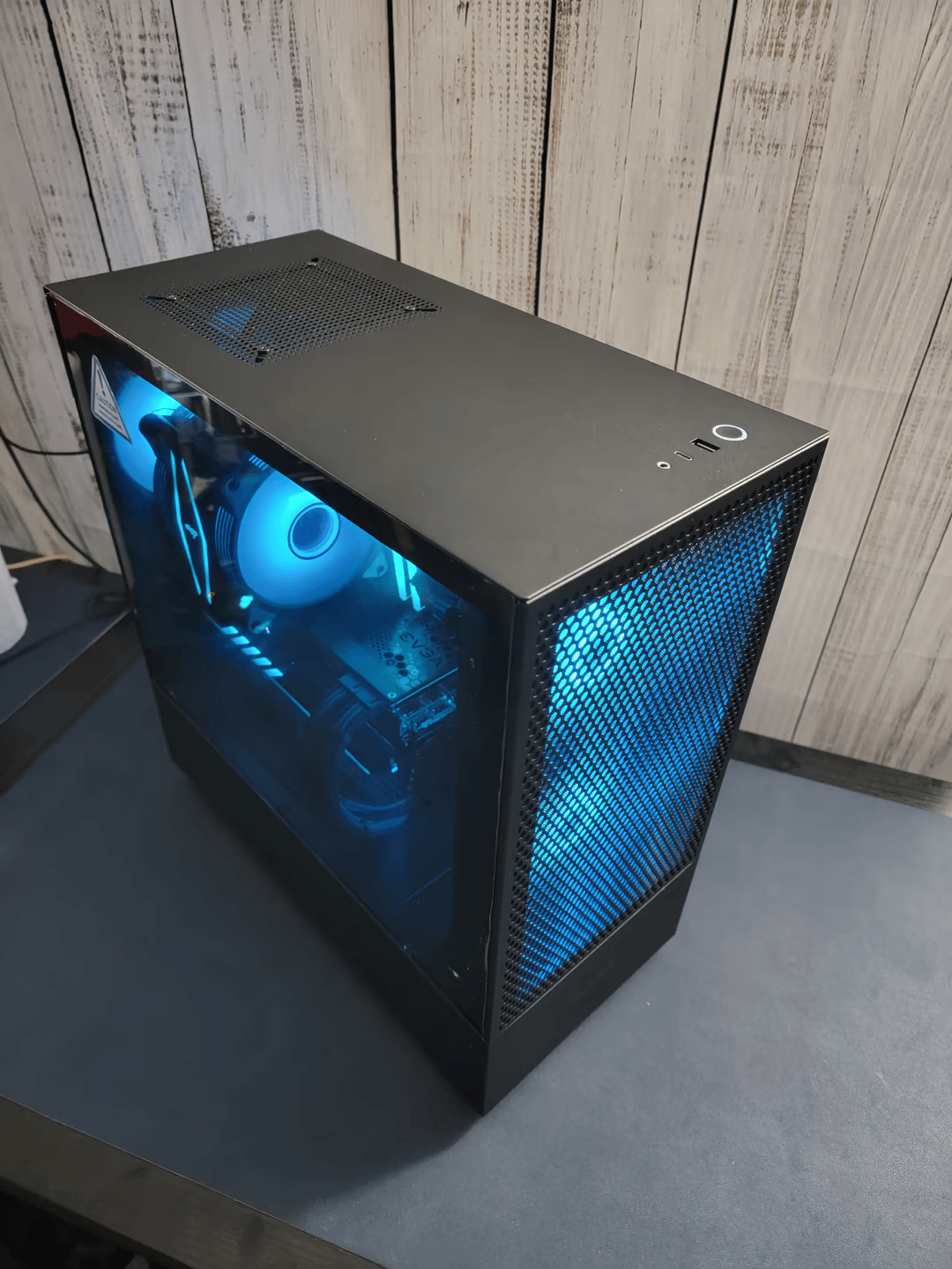"The Flow" : Custom Gaming PC (5600X, 16gb ddr4, RTX 3060ti, 1tb NVME + 2tb HDD)