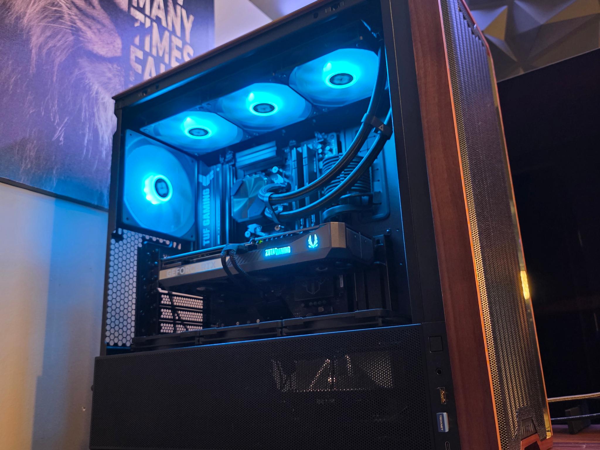 RTX 5070 + RYZEN 7 7700X DDR5 PC