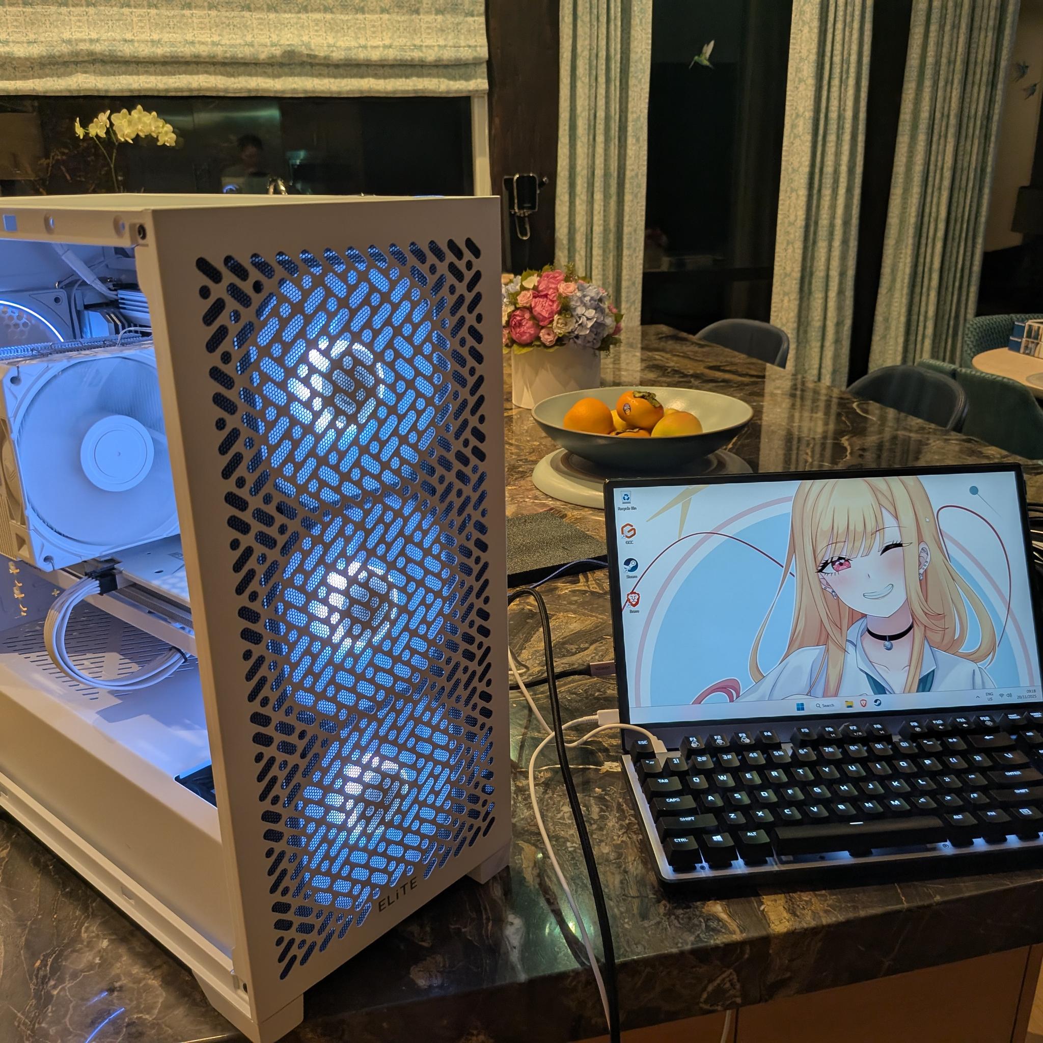 1440p Snow Box - RX 9060 XT 16 GB, Ryzen 5 7500F, 32 GB DDR5, 2 TB Gen 4 NVME, RGB