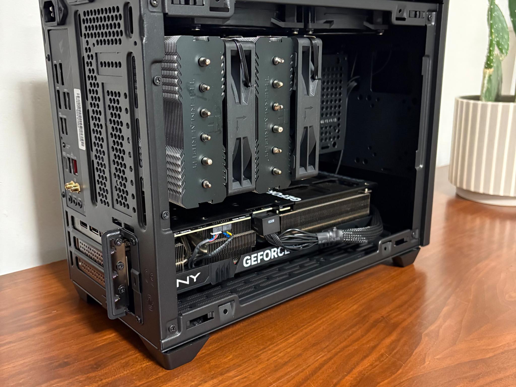 RTX 4070TI SUPER | Ryzen 7 5800X3D | 32GB DDR4 | 1 TB SSD | 850W PSU | 2x 120mm Fans | NR200 ITX