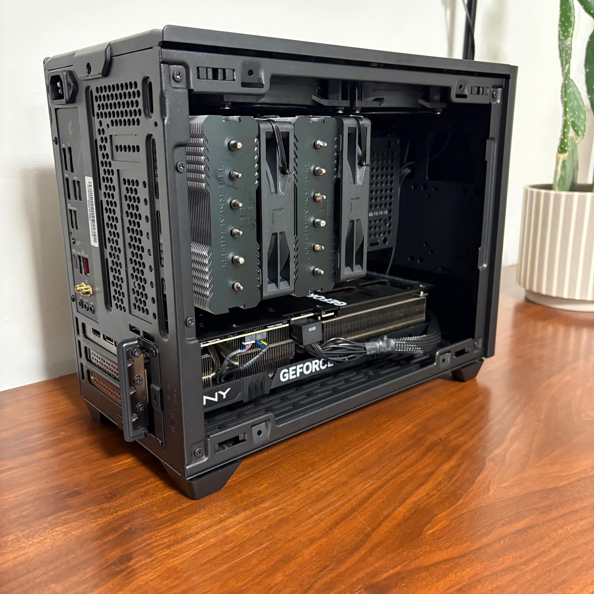 RTX 4070TI SUPER | Ryzen 7 5800X3D | 32GB DDR4 | 1 TB SSD | 850W PSU | 2x 120mm Fans | NR200 ITX