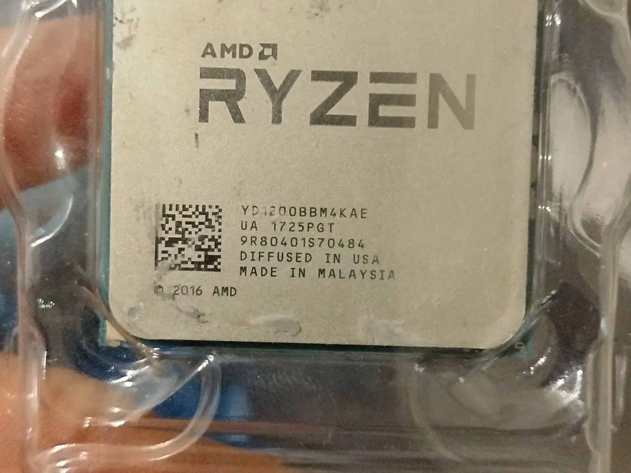 For Sale Ryzen 3 1200 USED/GOOD - comes with optional fan