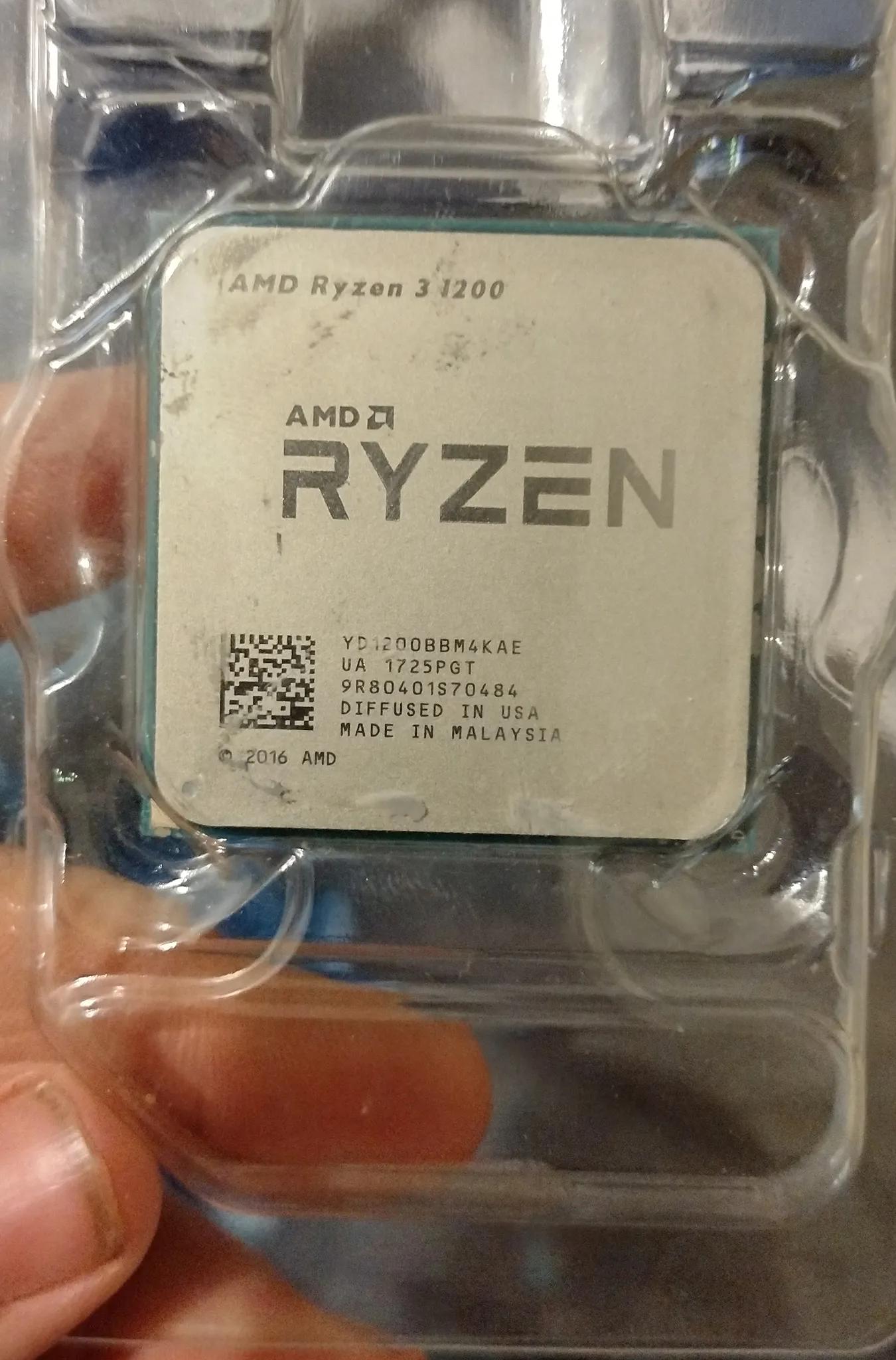 For Sale Ryzen 3 1200 USED/GOOD - comes with optional fan