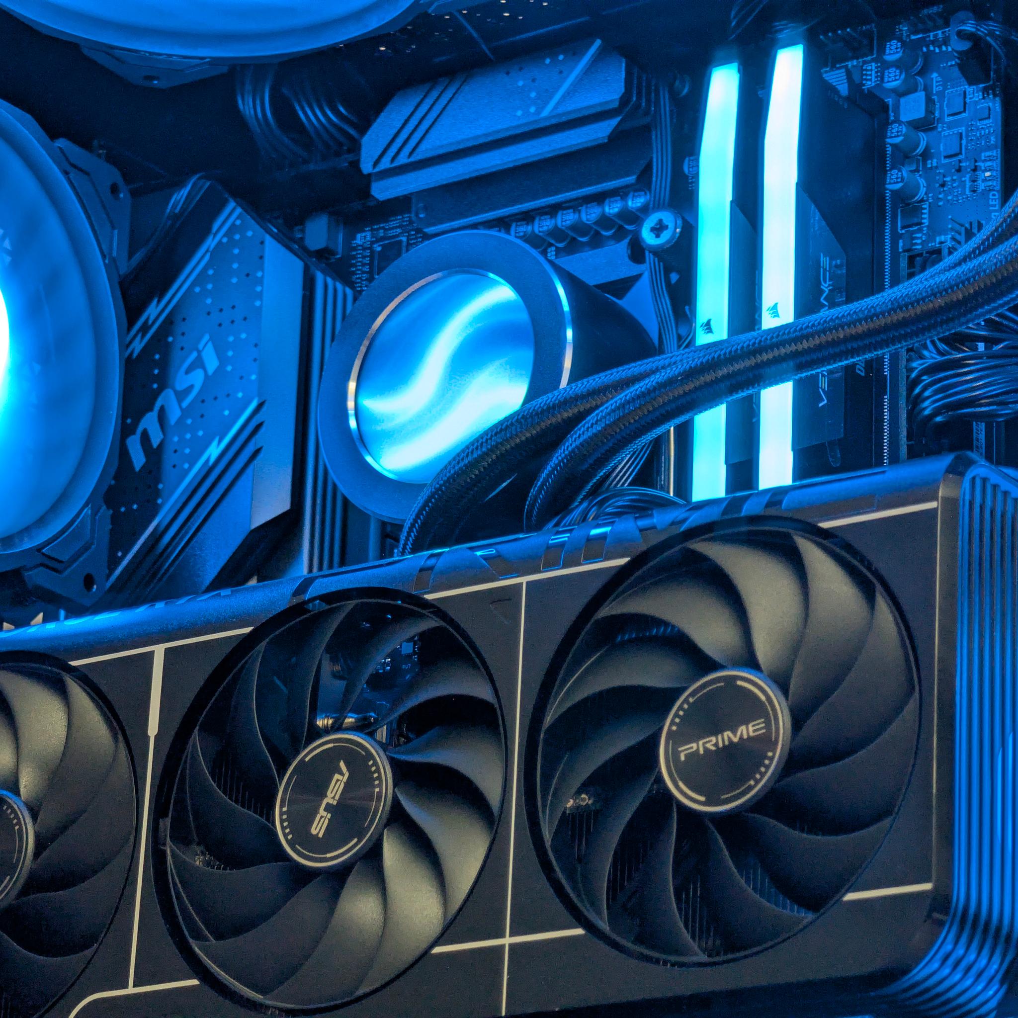 🖤💙Ryzen 9 7900x | RTX 5070 | 2TB SSD | 32GB RAM Gaming PC💙🖤
