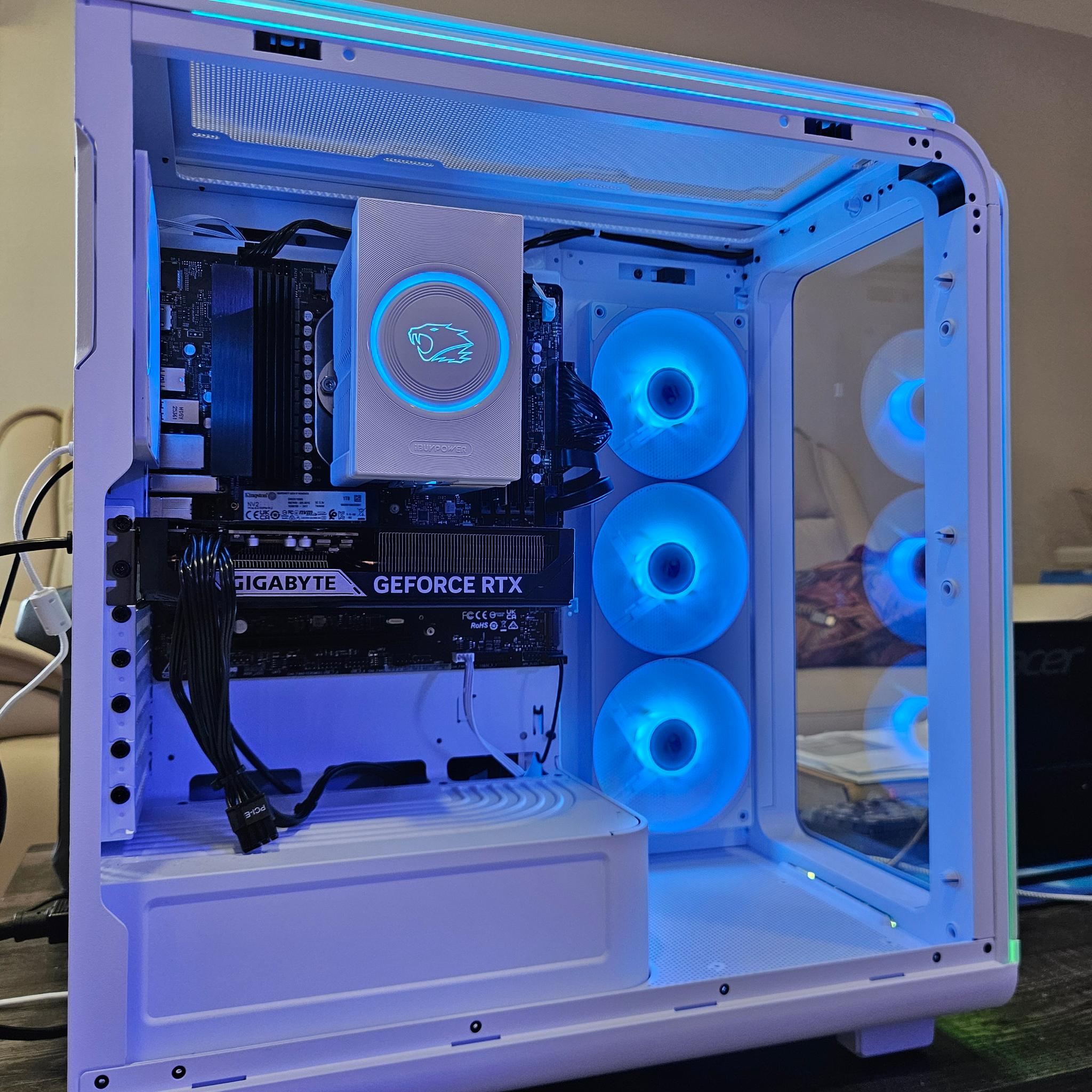 RTX 5060 Ti Gaming PC • Ryzen 5 8400F • 1TB M.2 • 16GB DDR5 • IBuyPowerPc • B650M • White
