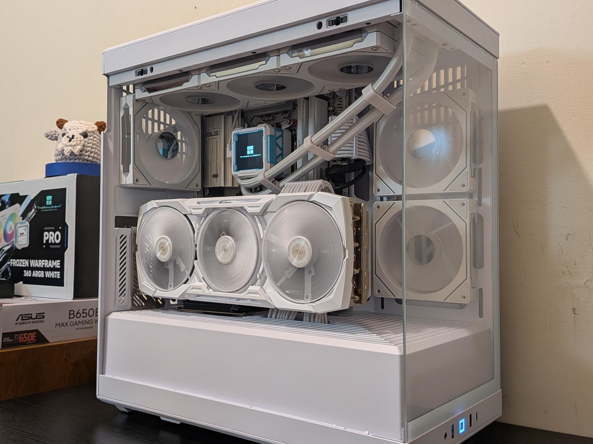 🐻‍❄️🔥 4K Gaming Beast | RX 7900XTX | Ryzen 7 7800X3D | 2TB SSD | 64GB RAM | WiFi 6 & Bluetooth 🔥🐻‍❄️