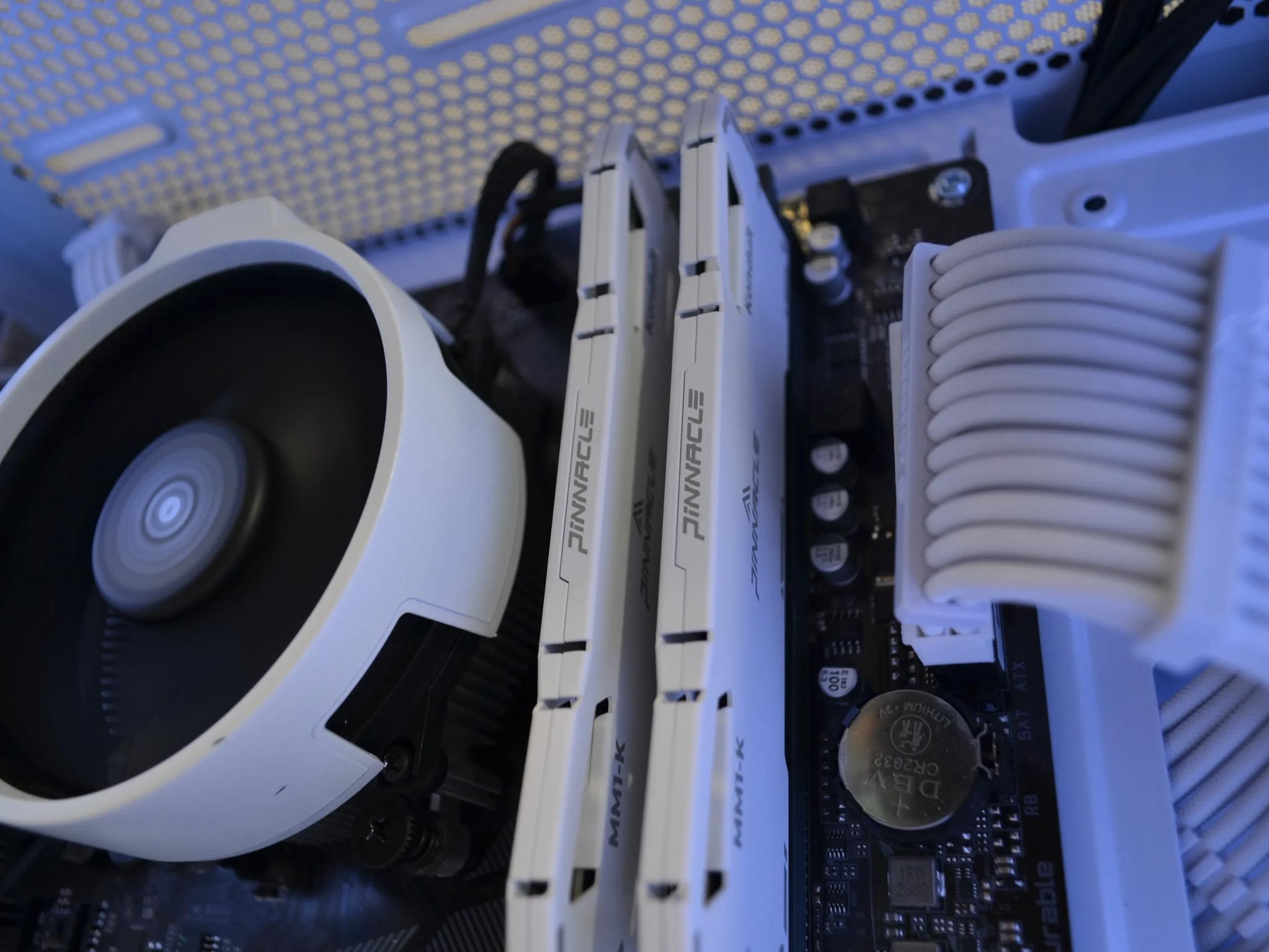 ⚪White Out V3⚪ - RTX 3060ti | Ryzen 7 3700X | 1tb NVMe | Windows 11 FULLY Activated