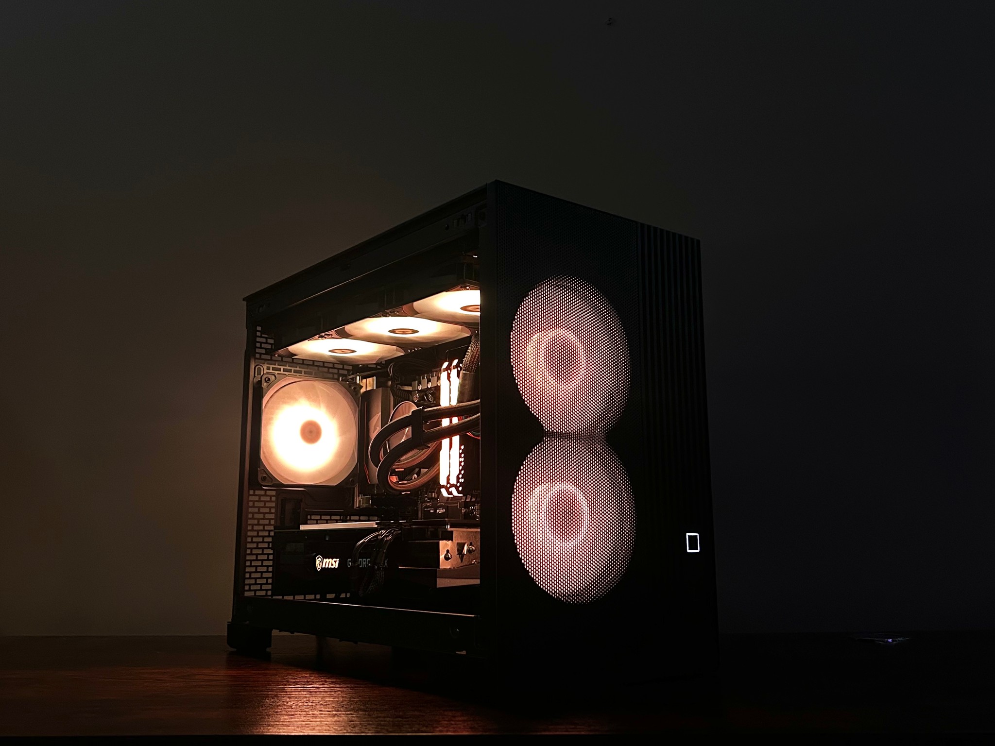 SPECTER | RTX 3070 , Ryzen 7 3700X , 1TB SSD , 16GB RAM DDR4