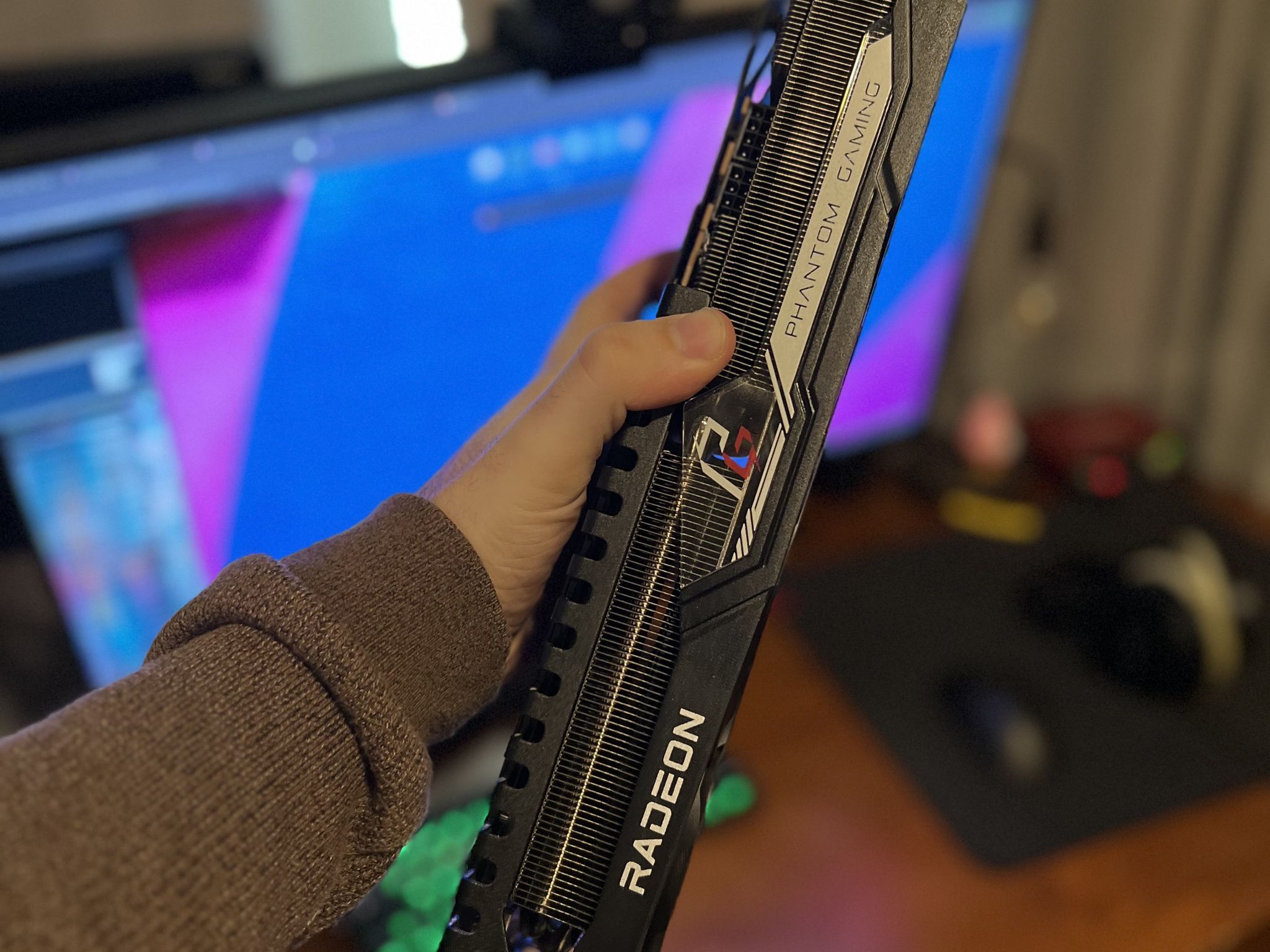 (SALE) RX 7900 XT 20GB GPU