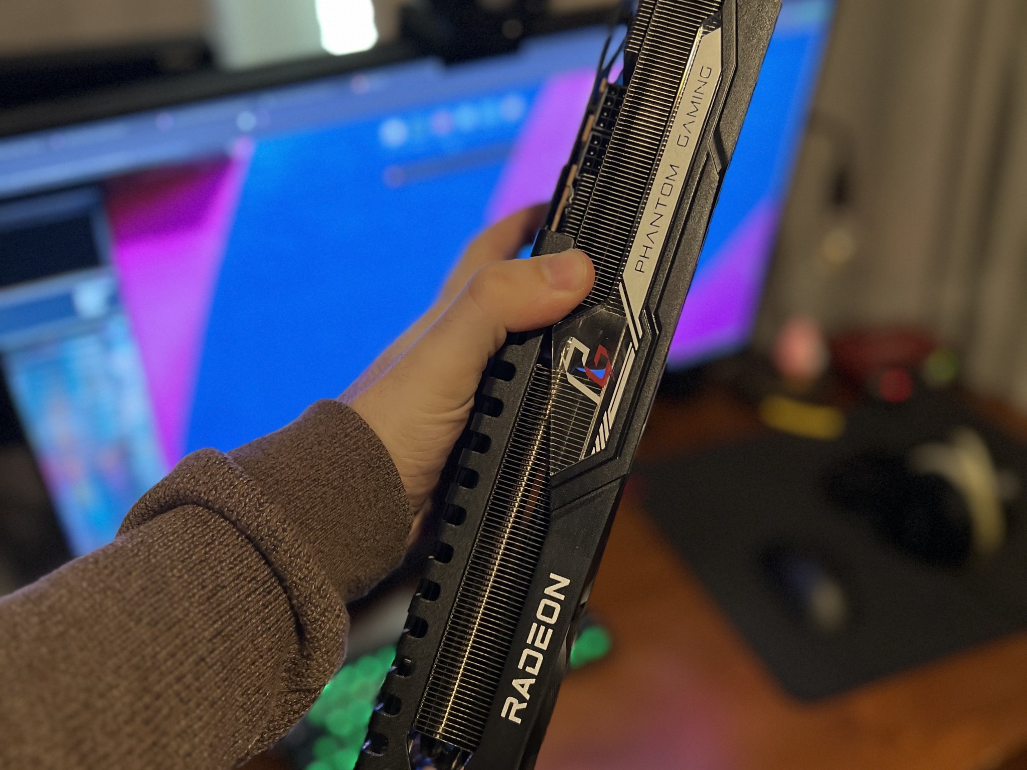 (SALE) RX 7900 XT 20GB GPU