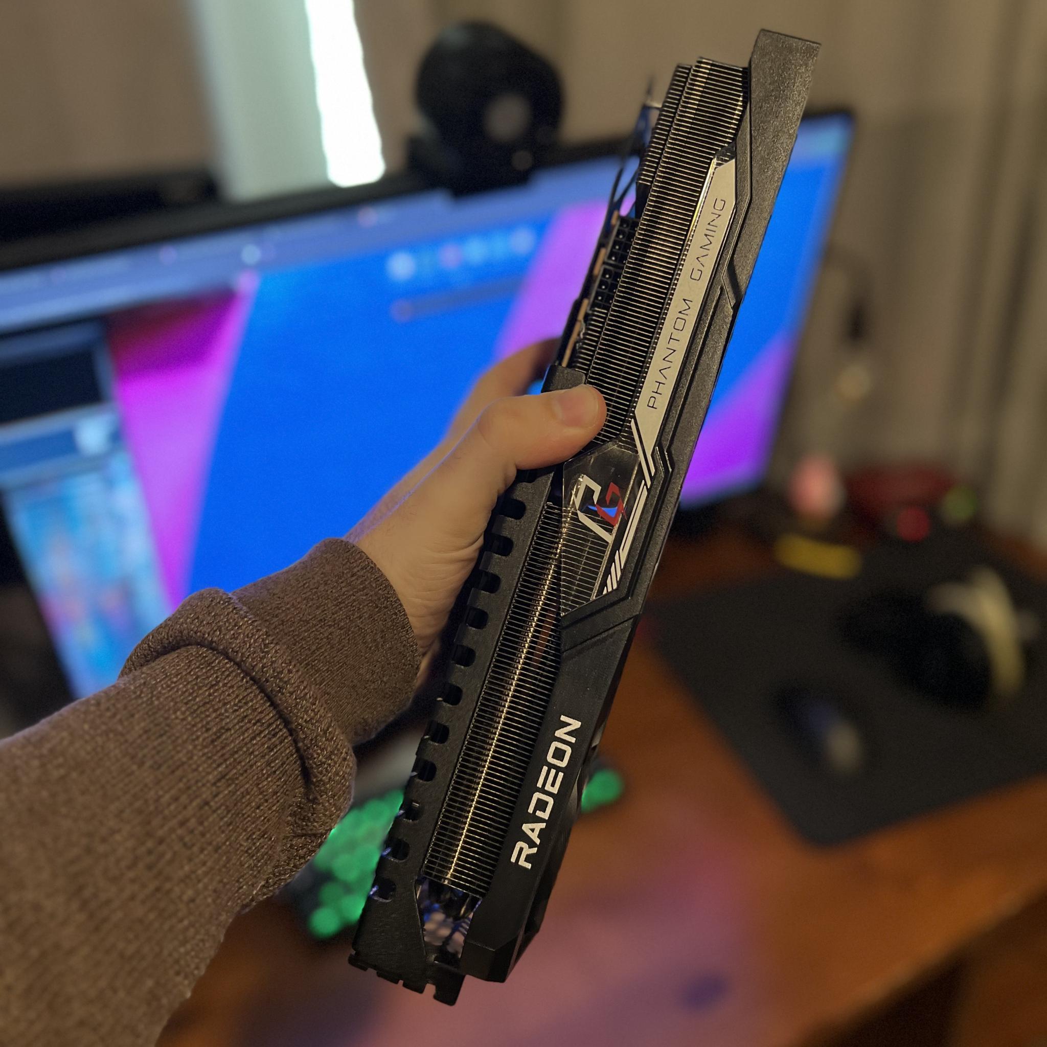 (SALE) RX 7900 XT 20GB GPU