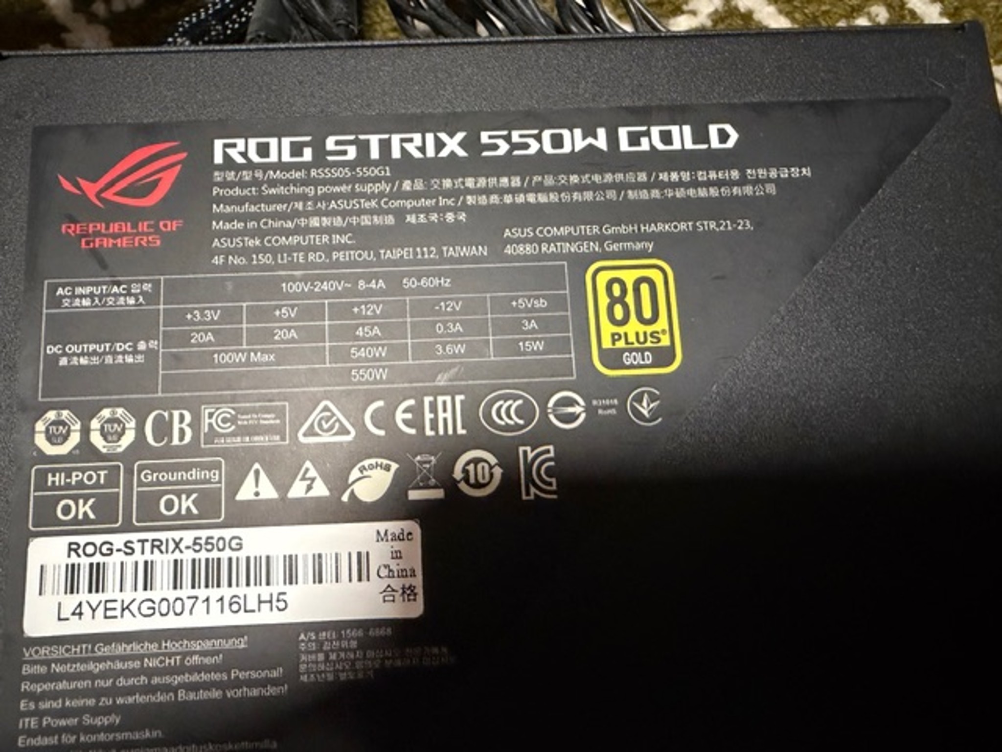 Asus ROG STRIX 550 Watt 80 Plus Gold Fully Modular ATX Power Supply.